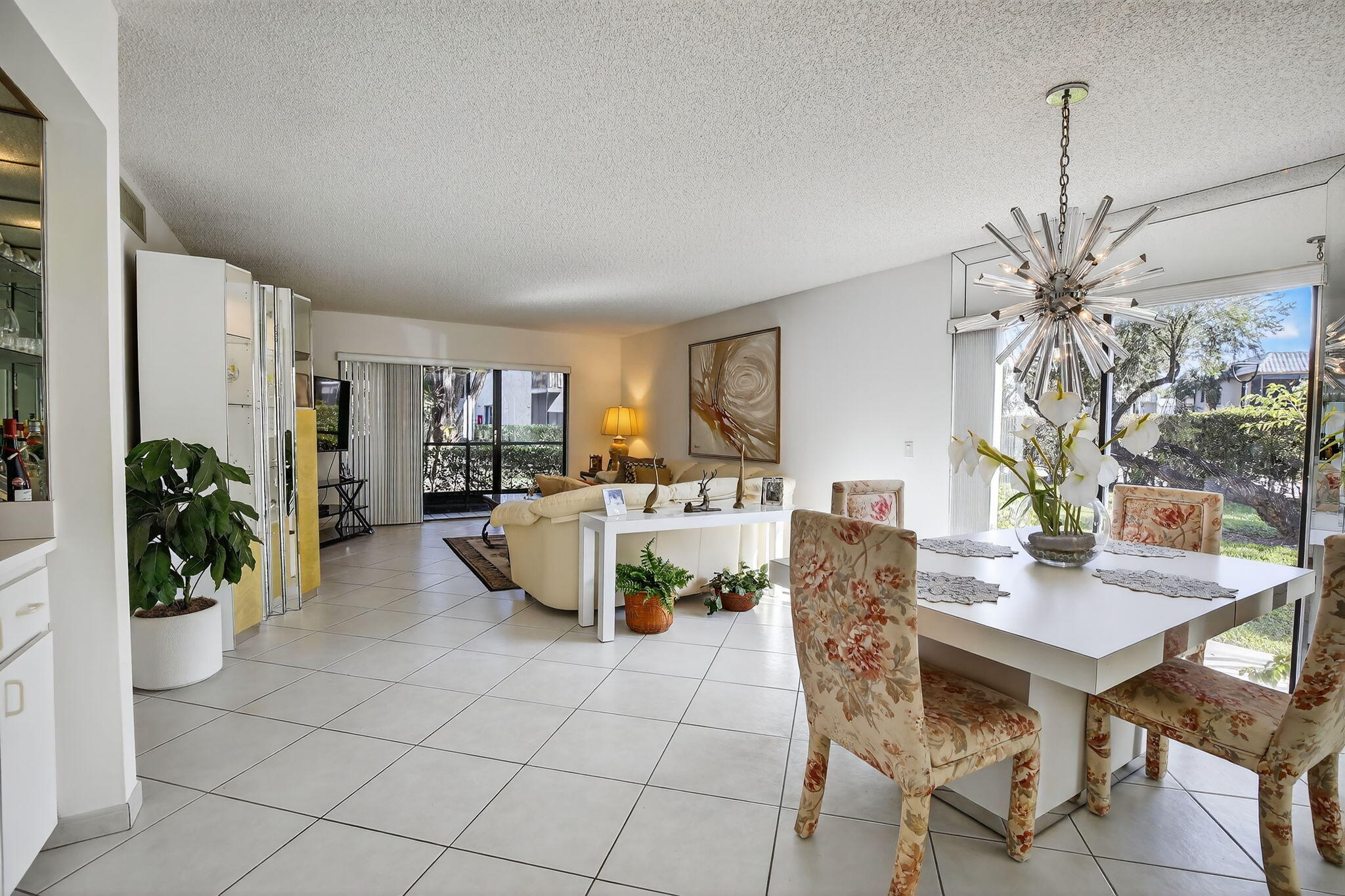 380 Racquet Club Road 106