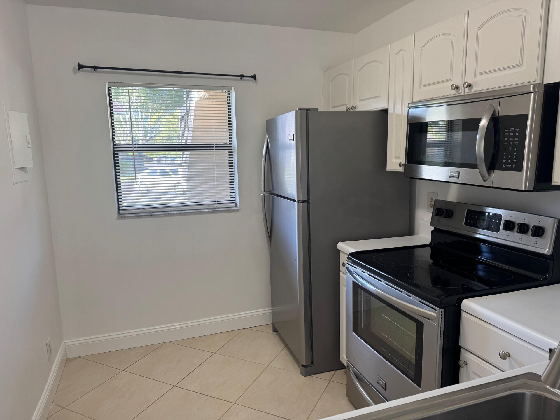 6772 Palmetto Circle S 104