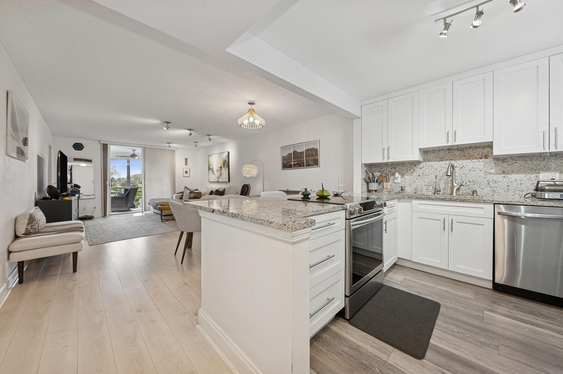 5961 NW 2nd Avenue 304