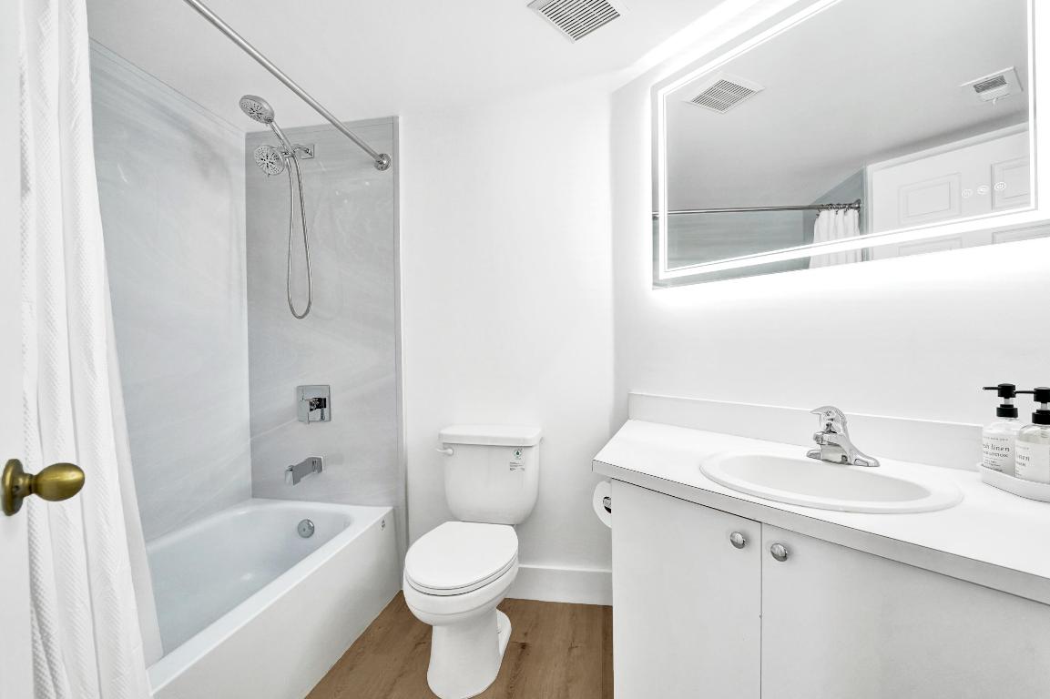 2125 SE 10th Avenue 1008