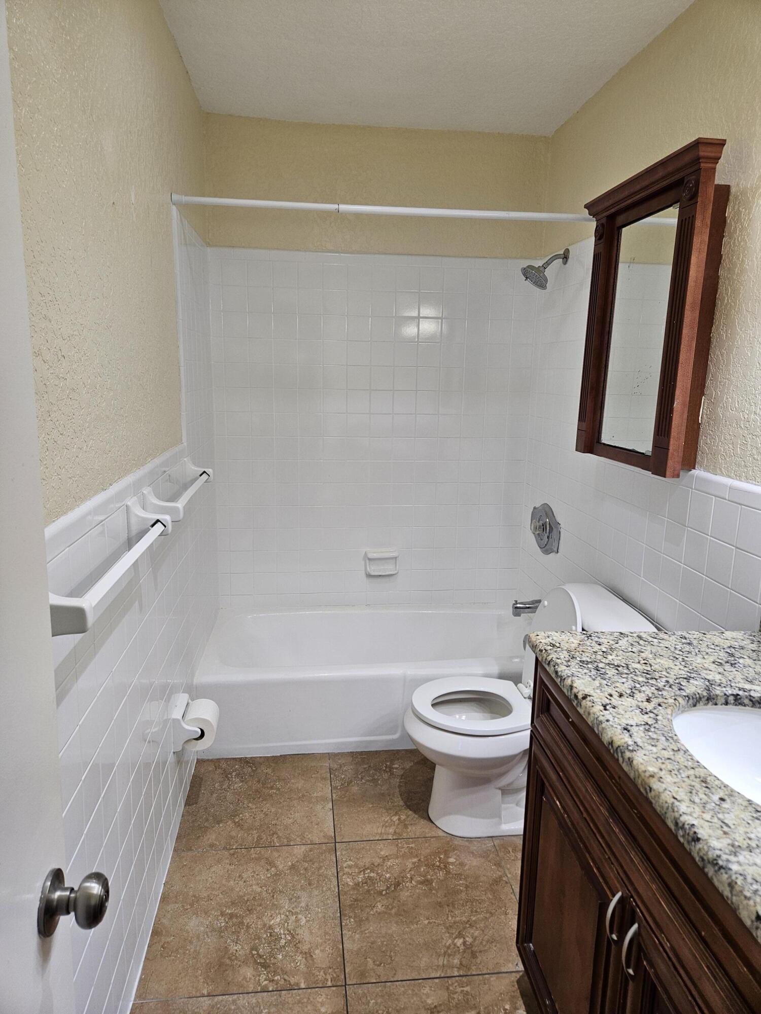 1907 NE 2nd Street 16