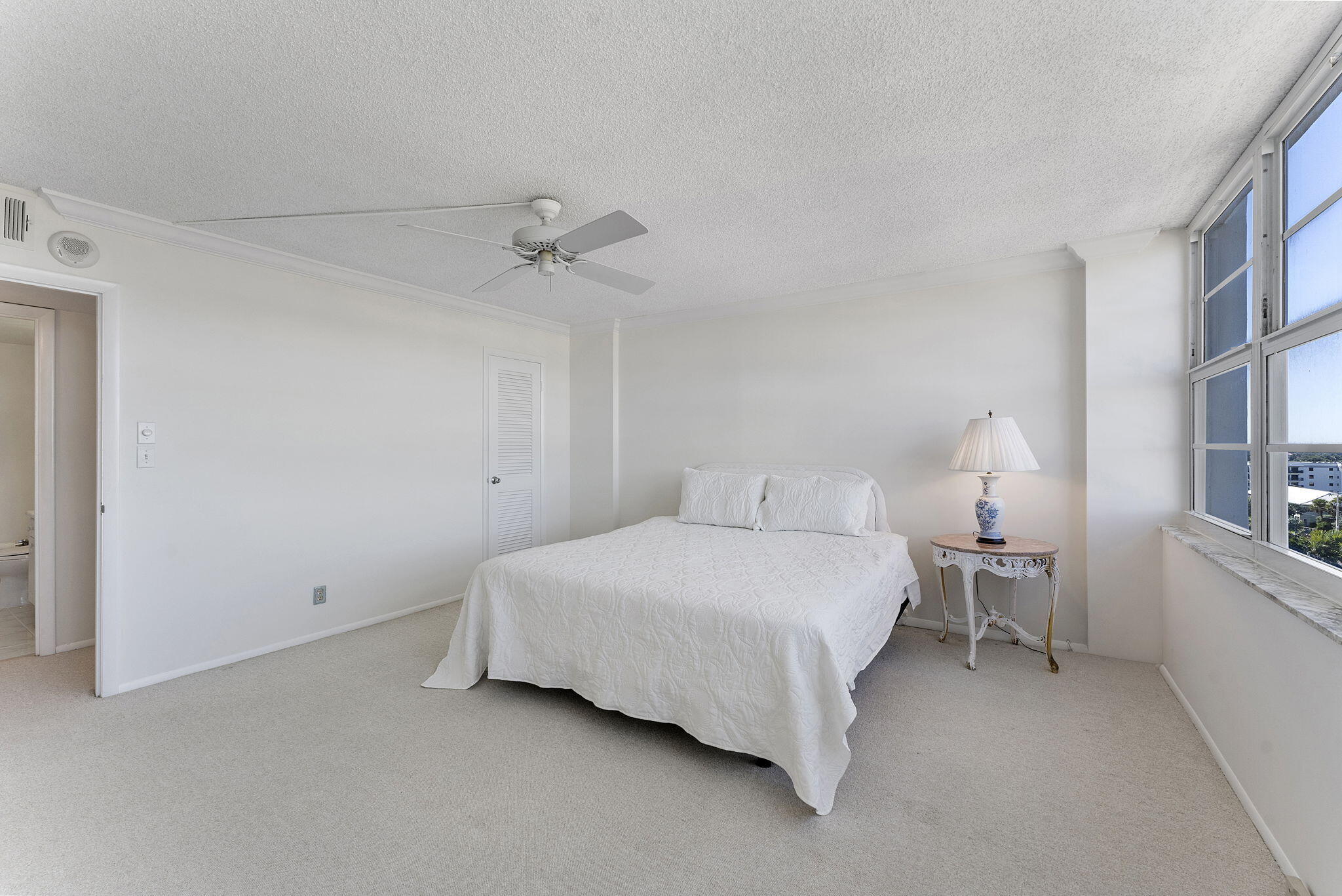 2000 S Ocean Boulevard 8a