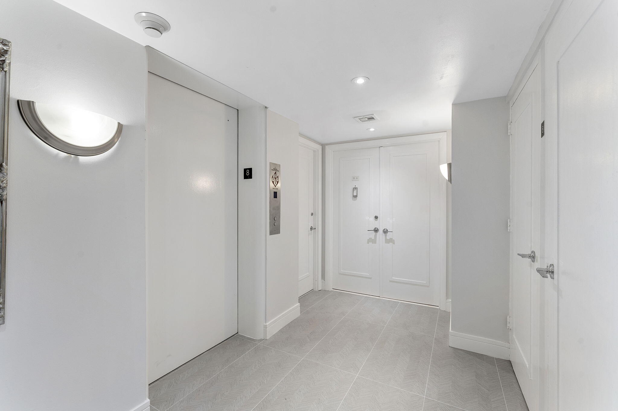 2000 S Ocean Boulevard 8a