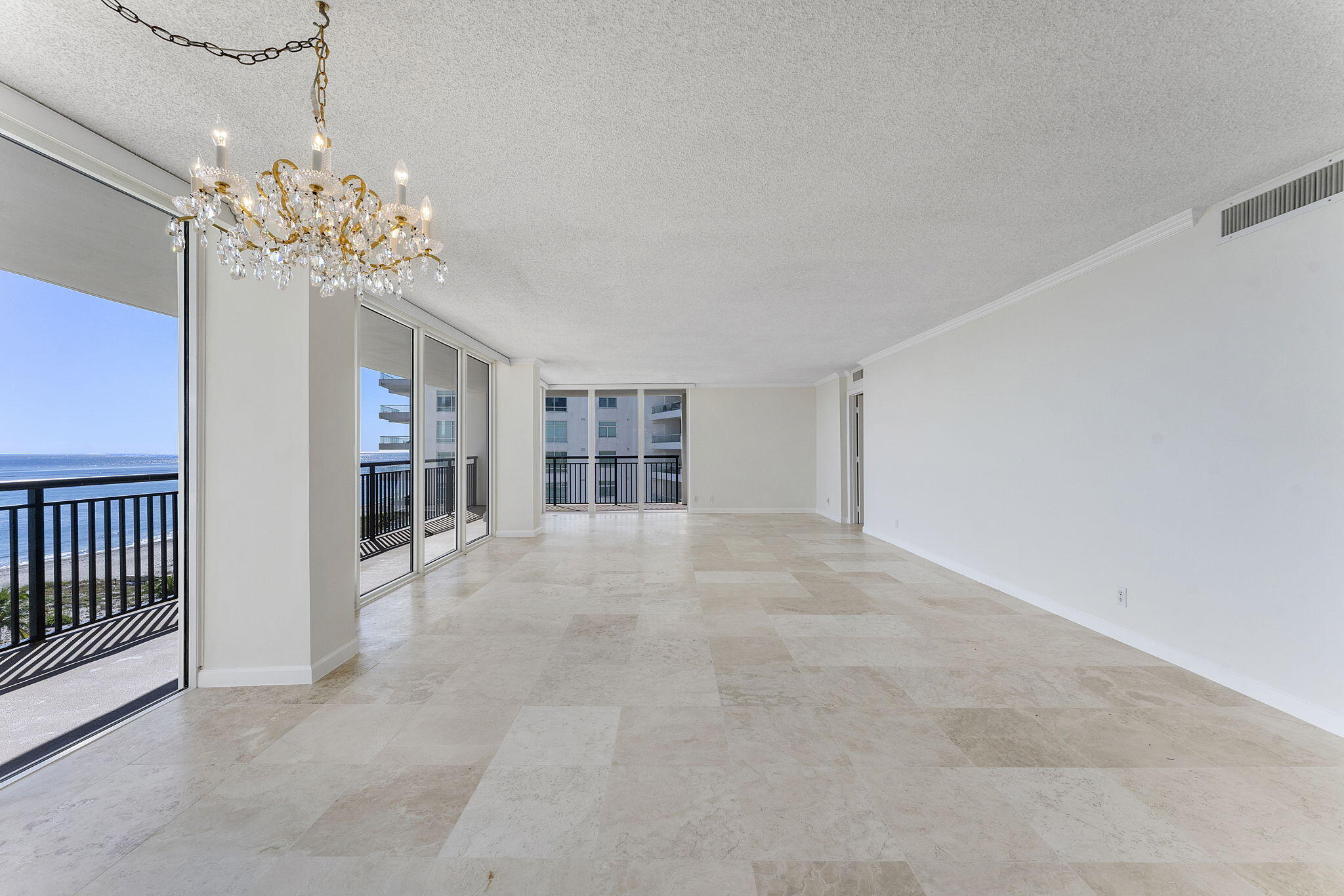 2000 S Ocean Boulevard 8a