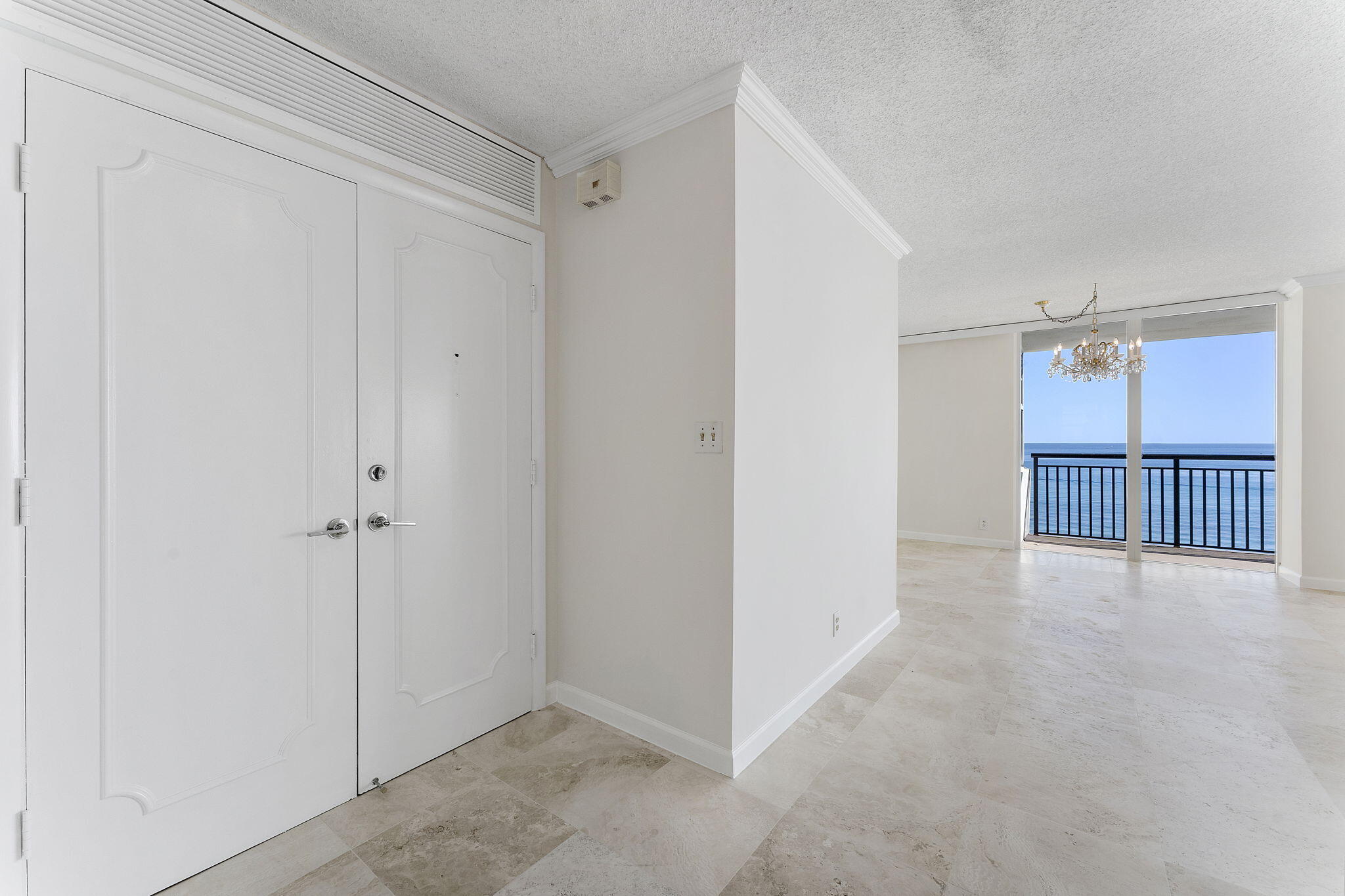 2000 S Ocean Boulevard 8a