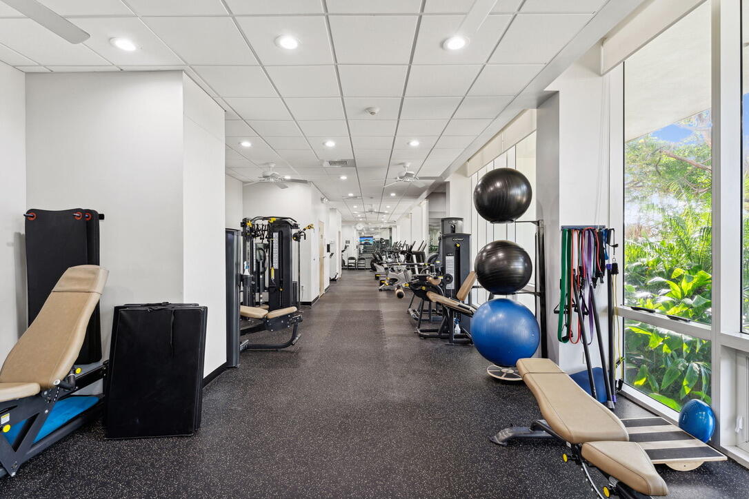 2000 S Ocean Boulevard 8a