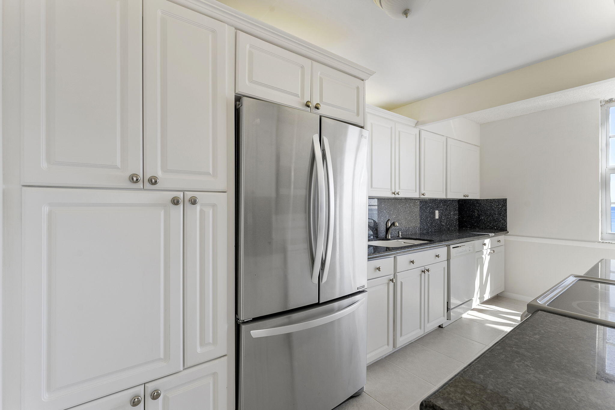 2000 S Ocean Boulevard 8a