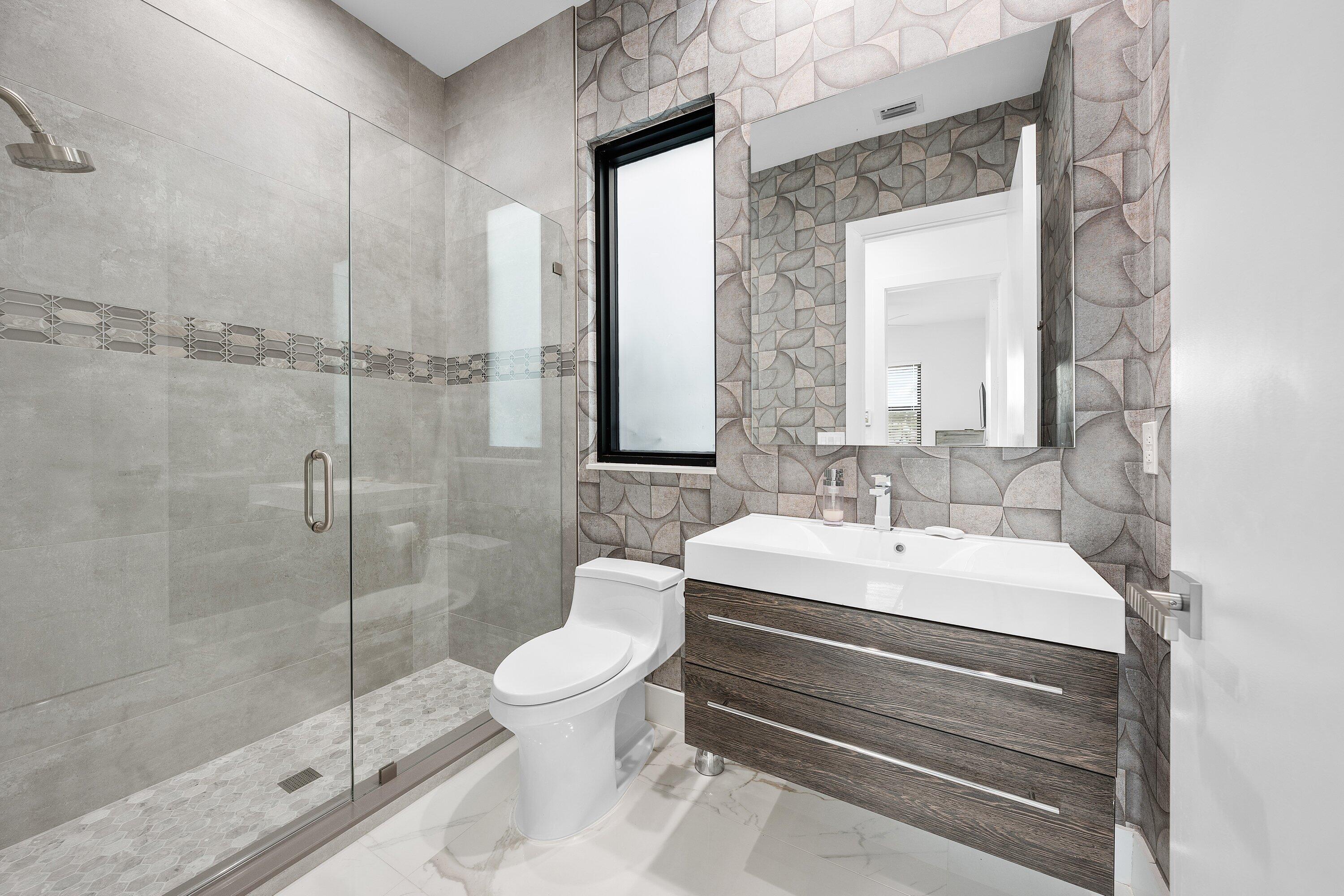 4760 Bocaire Boulevard