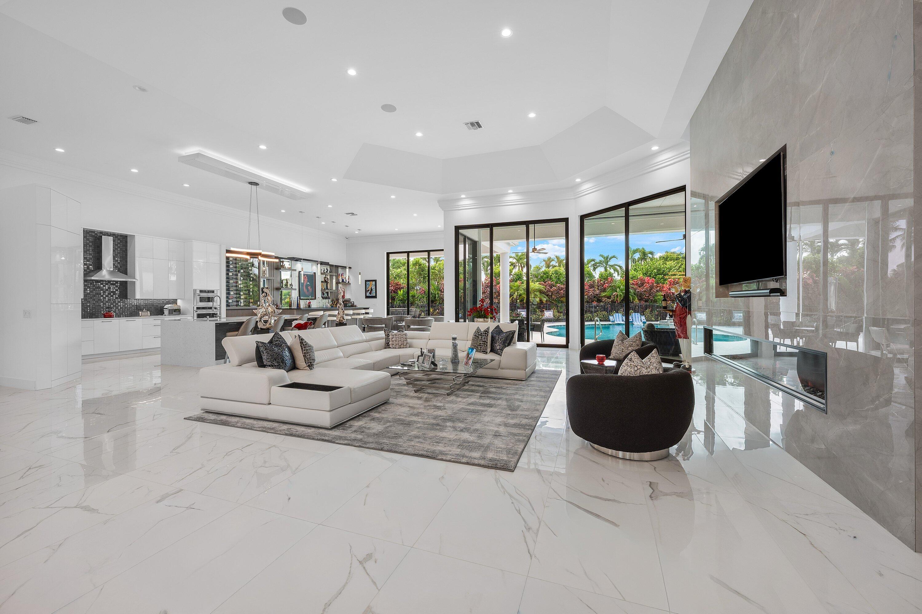 4760 Bocaire Boulevard