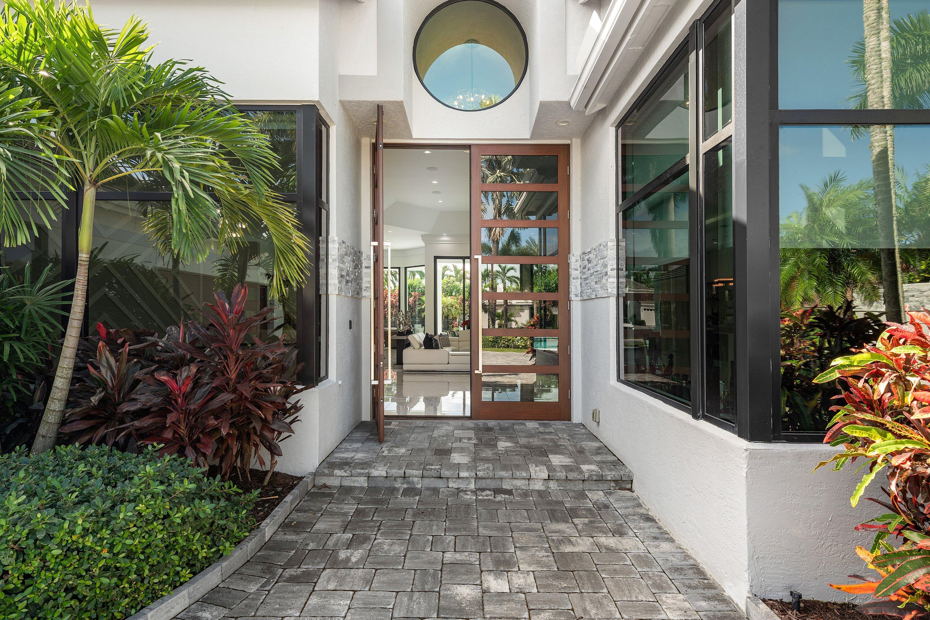 4760 Bocaire Boulevard