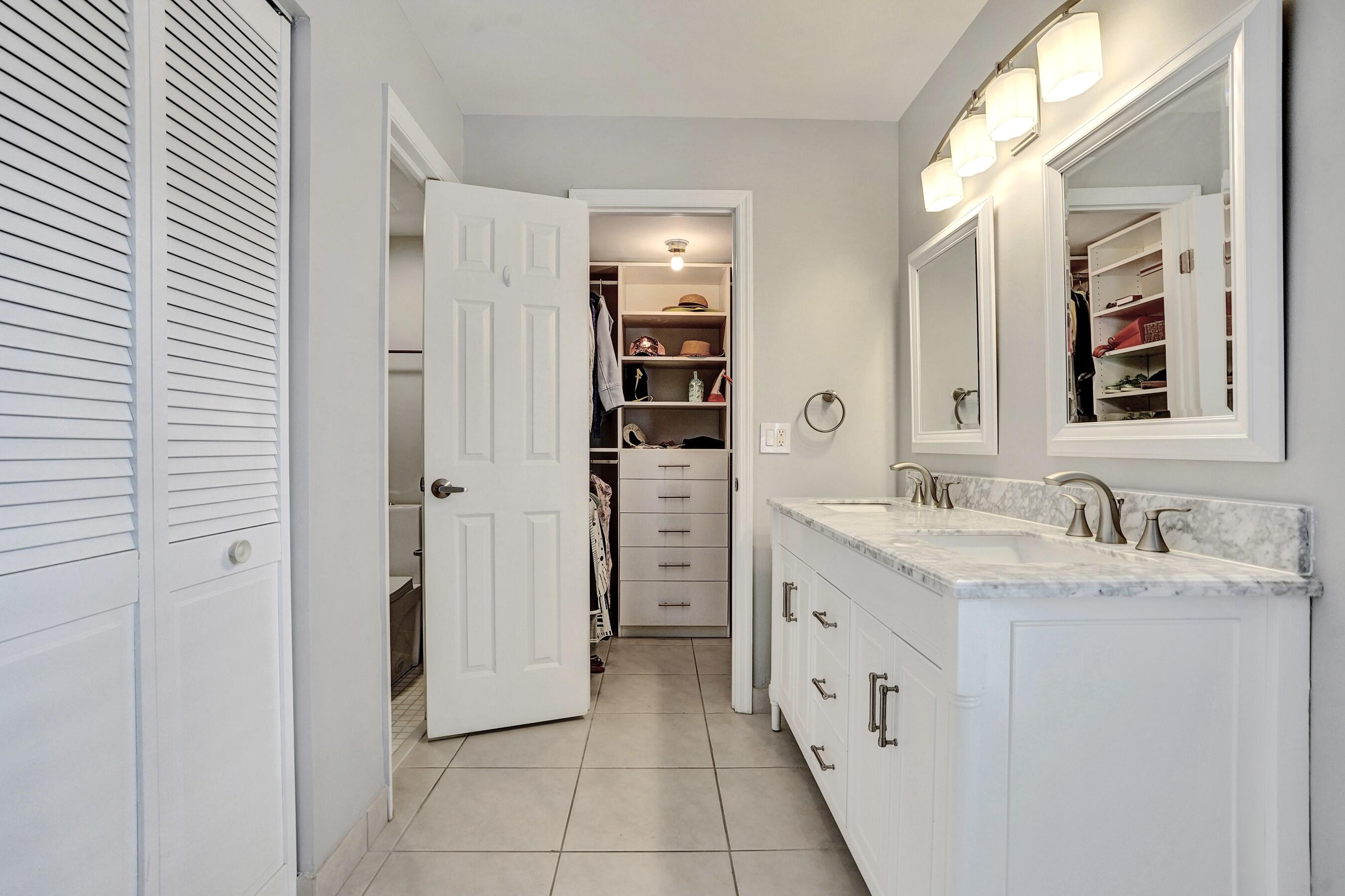 1435 SW 27th Avenue 101