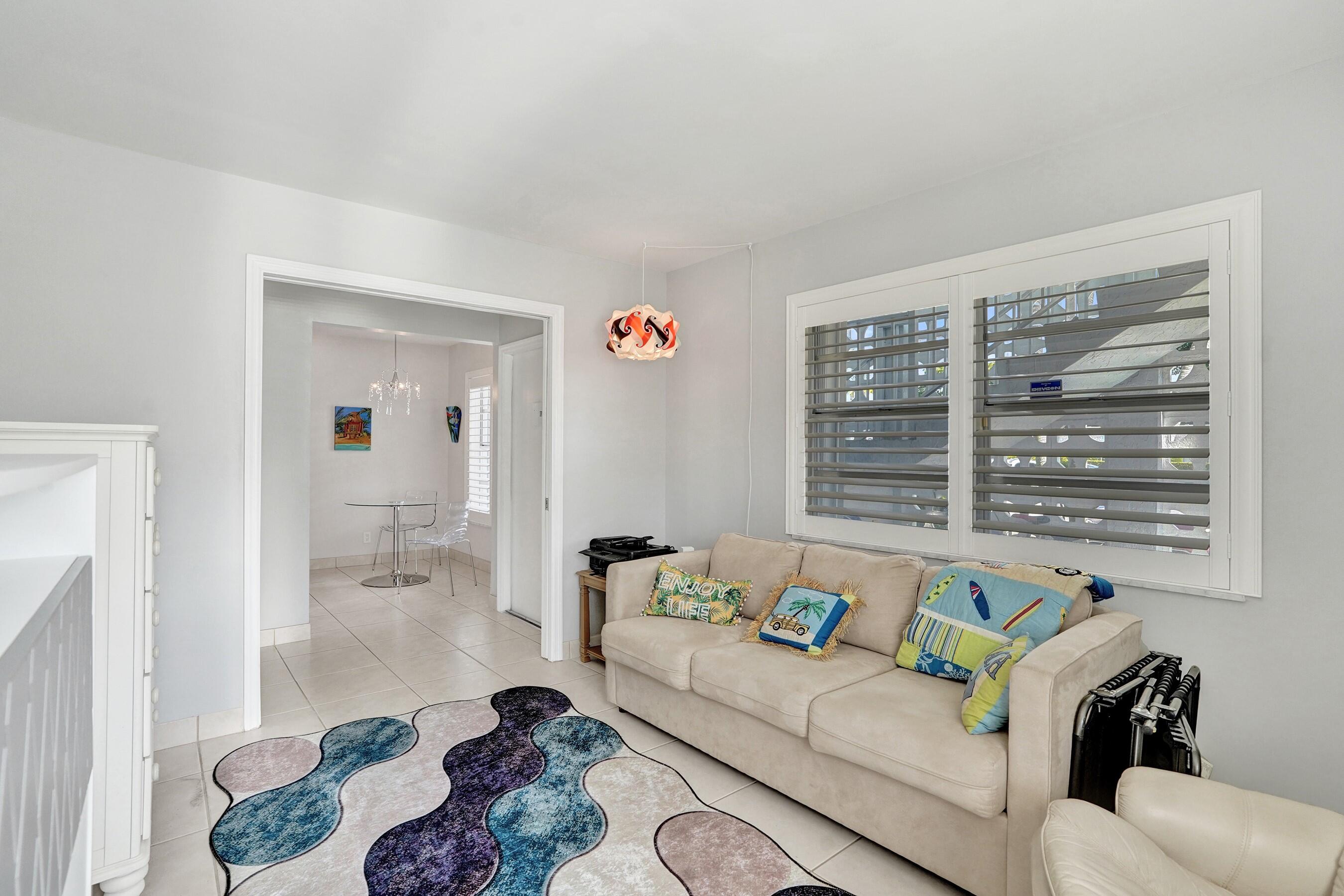 1435 SW 27th Avenue 101