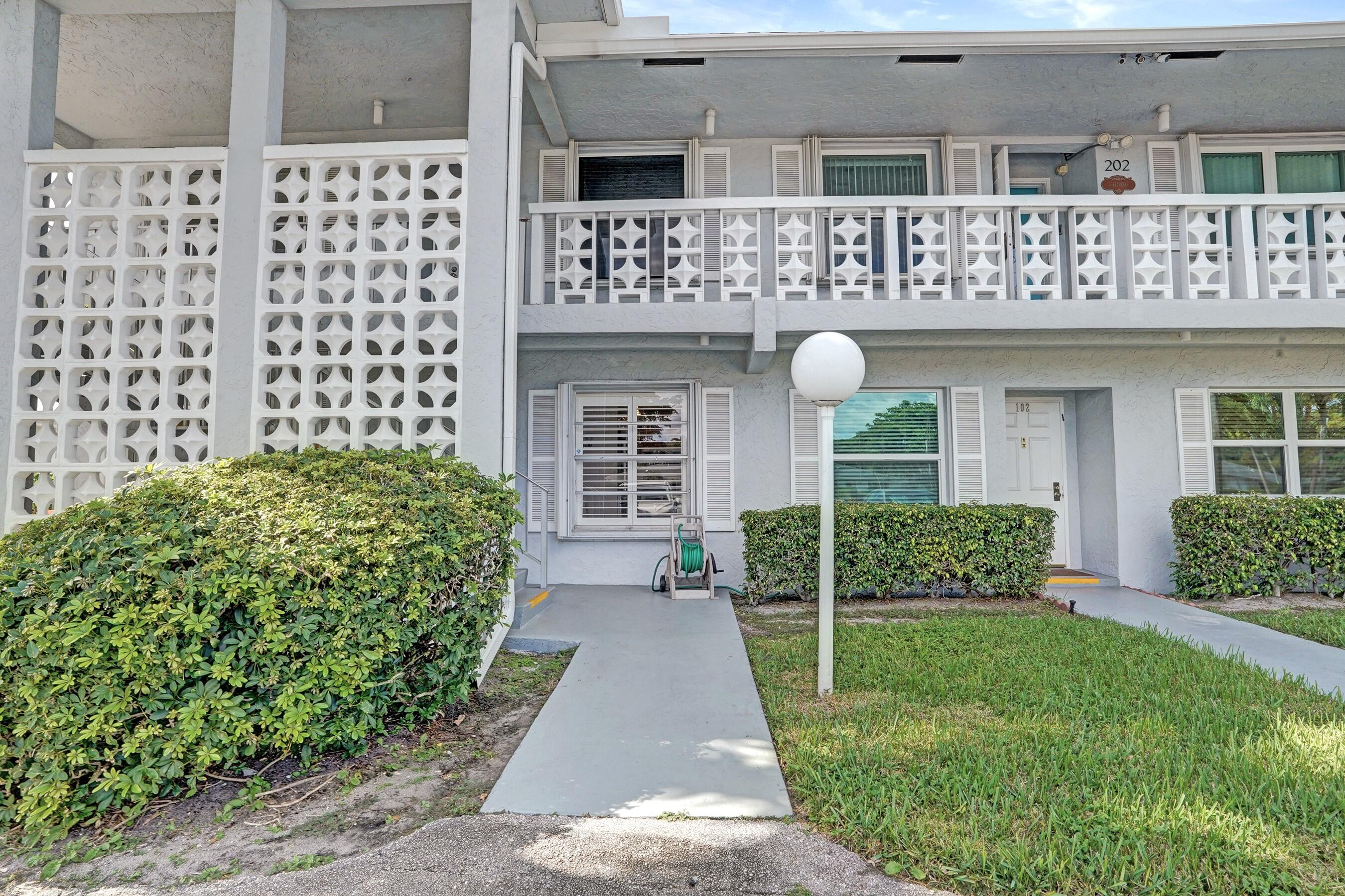 1435 SW 27th Avenue 101