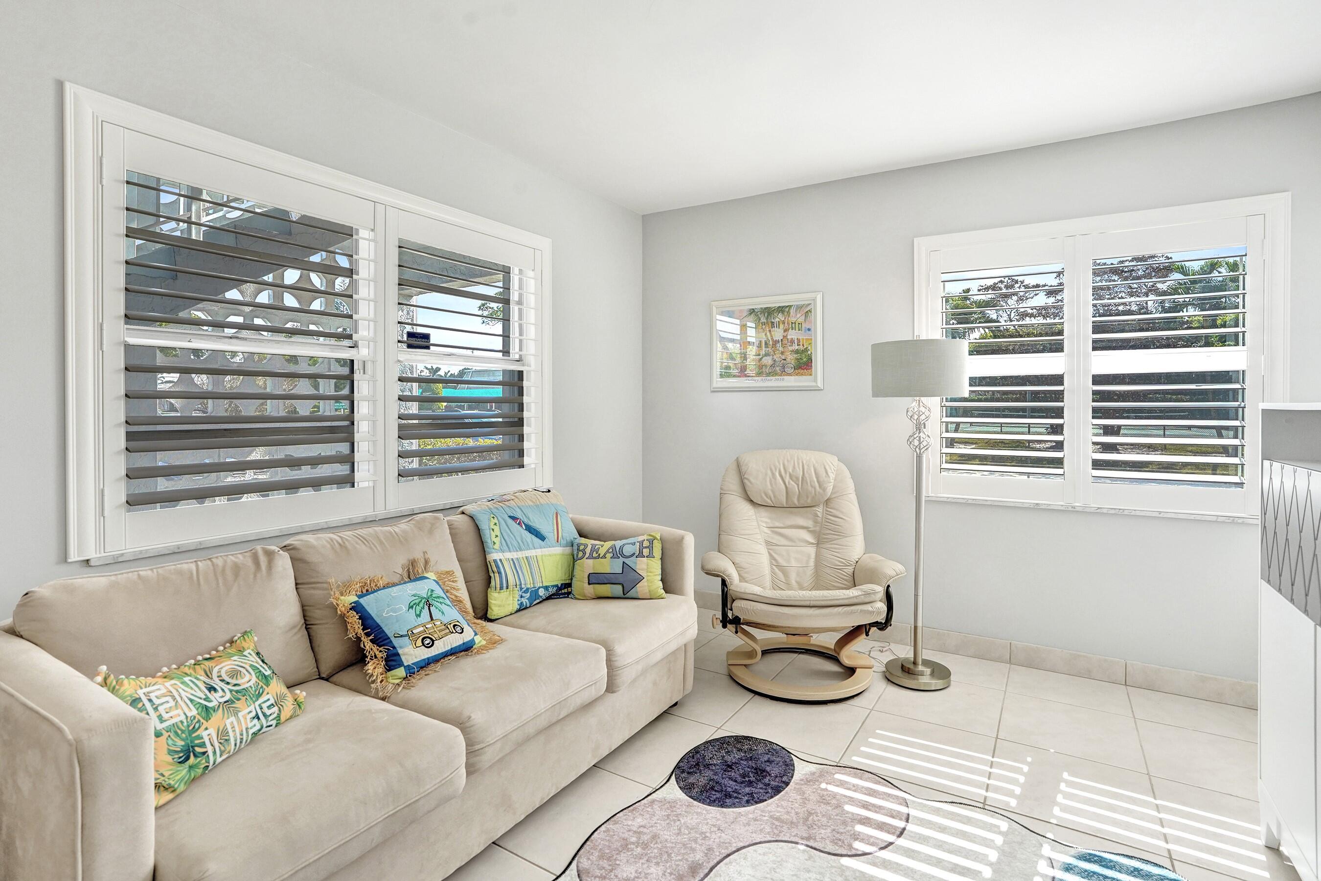 1435 SW 27th Avenue 101