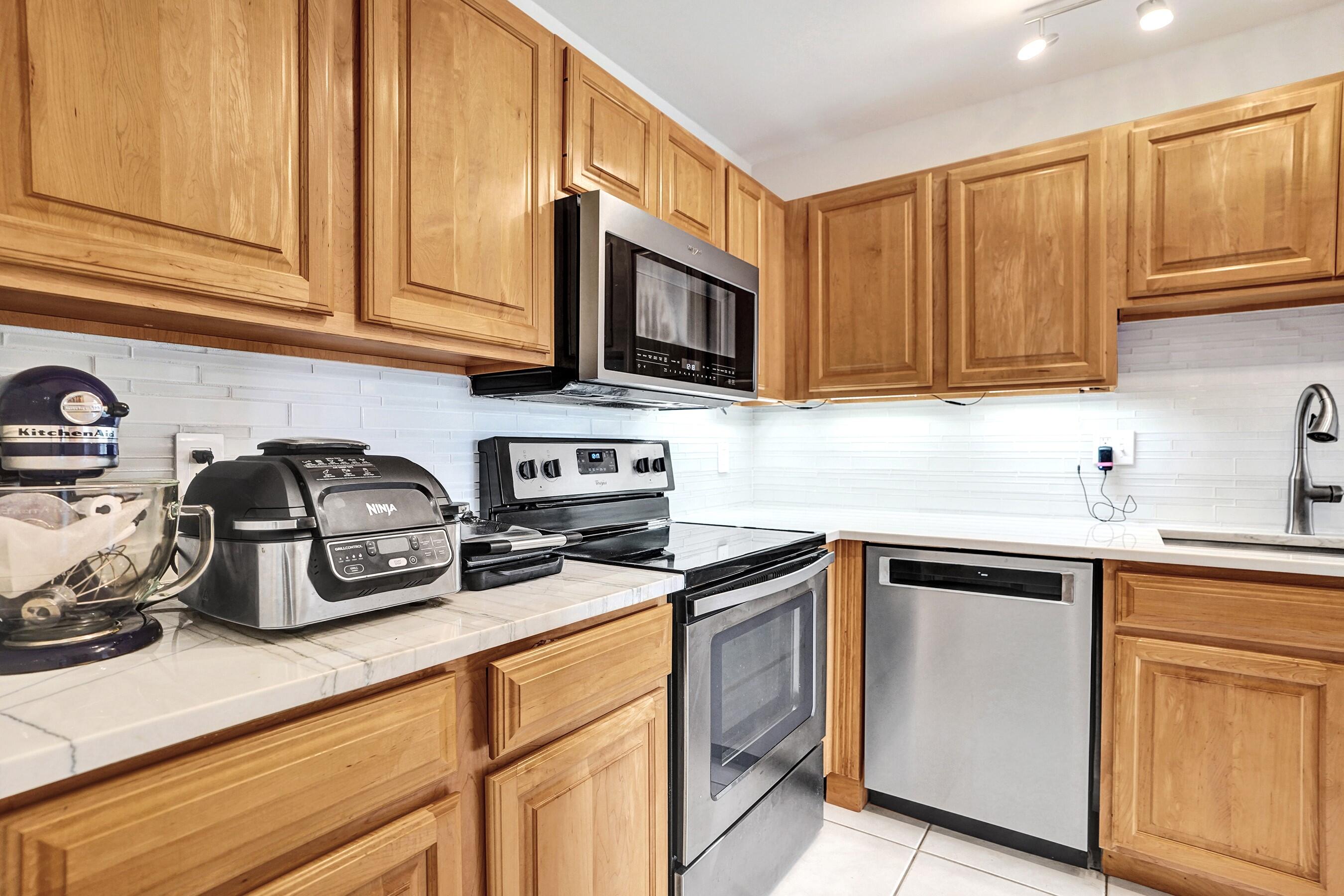 1435 SW 27th Avenue 101