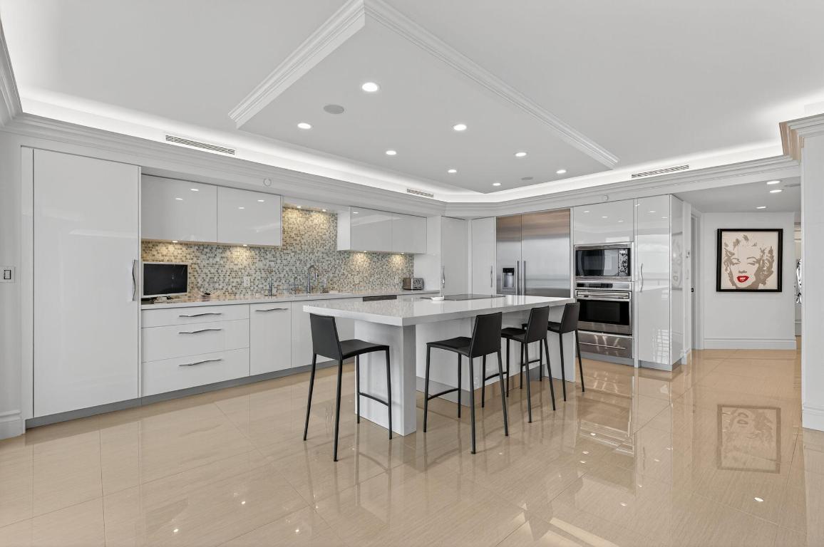 1400 S Ocean Boulevard 605