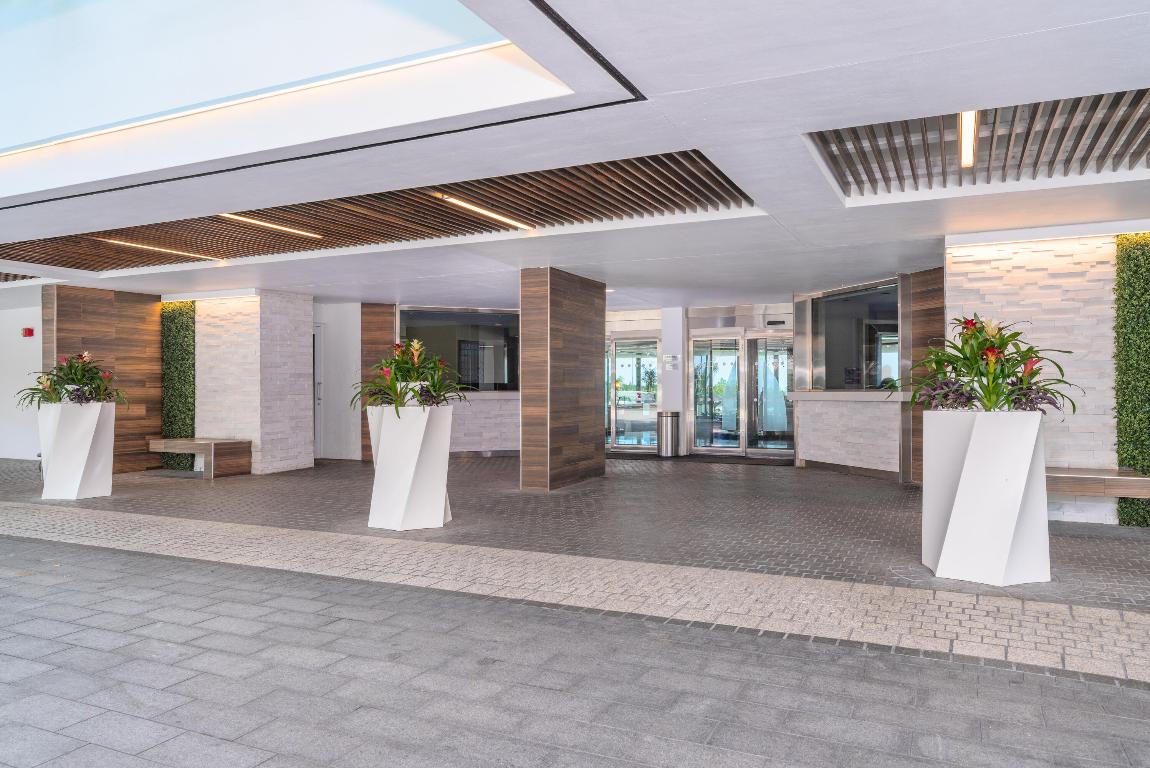 1400 S Ocean Boulevard 605