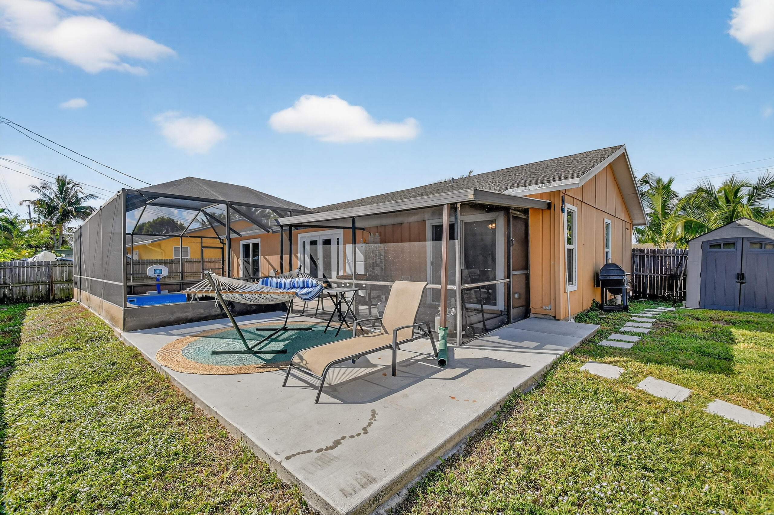 822 S Florida Mango Road