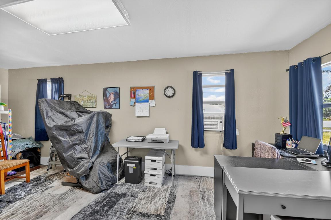 822 S Florida Mango Road