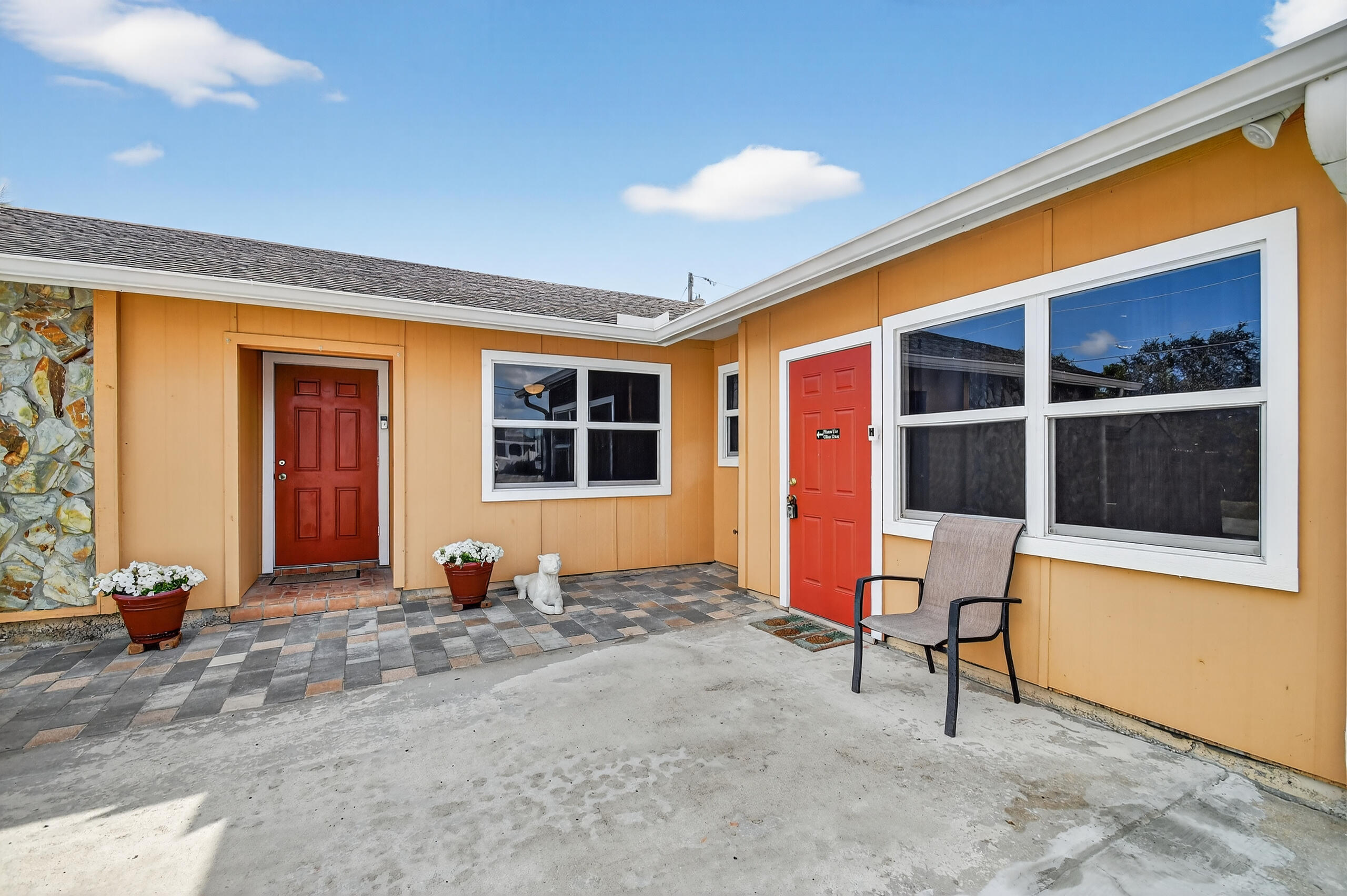 822 S Florida Mango Road