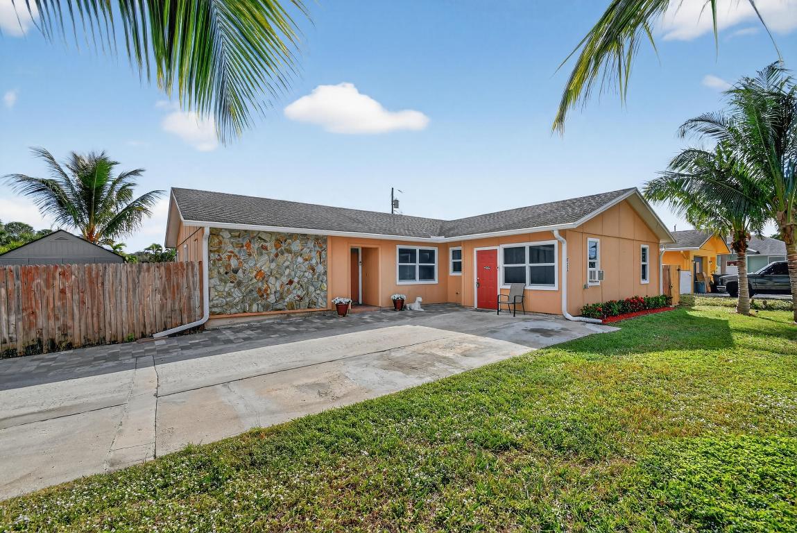 822 S Florida Mango Road