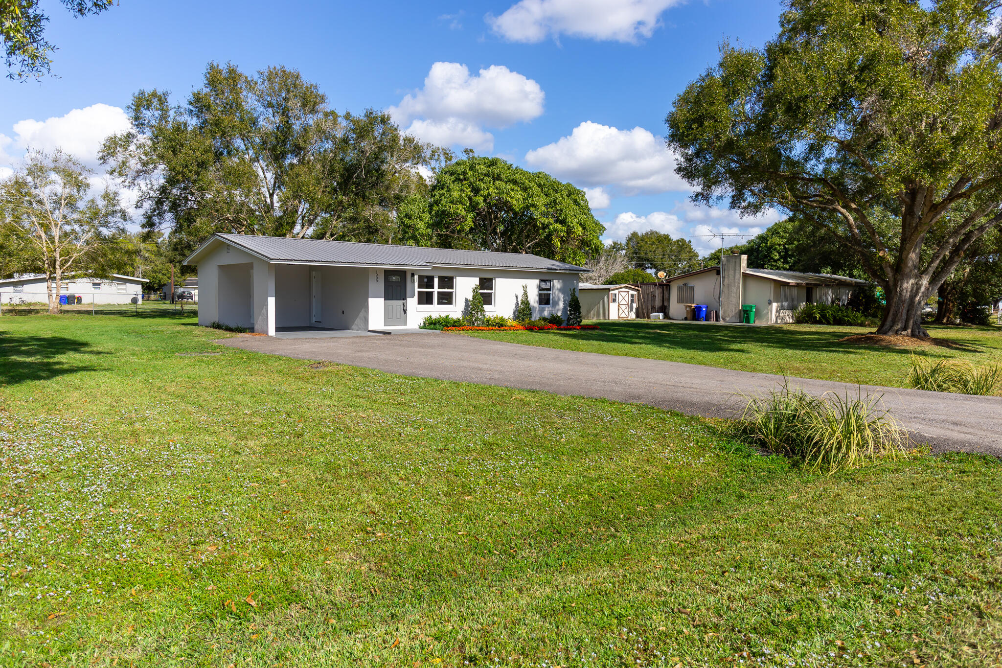 1008 SW 10th Street
