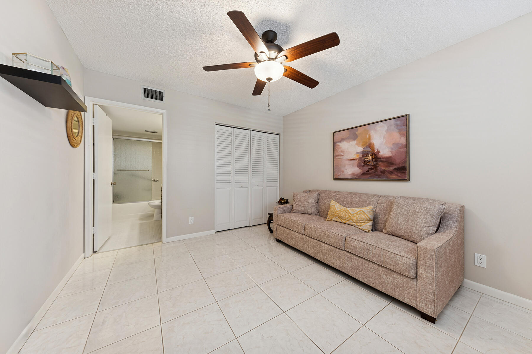 7280 Amberly Lane 208