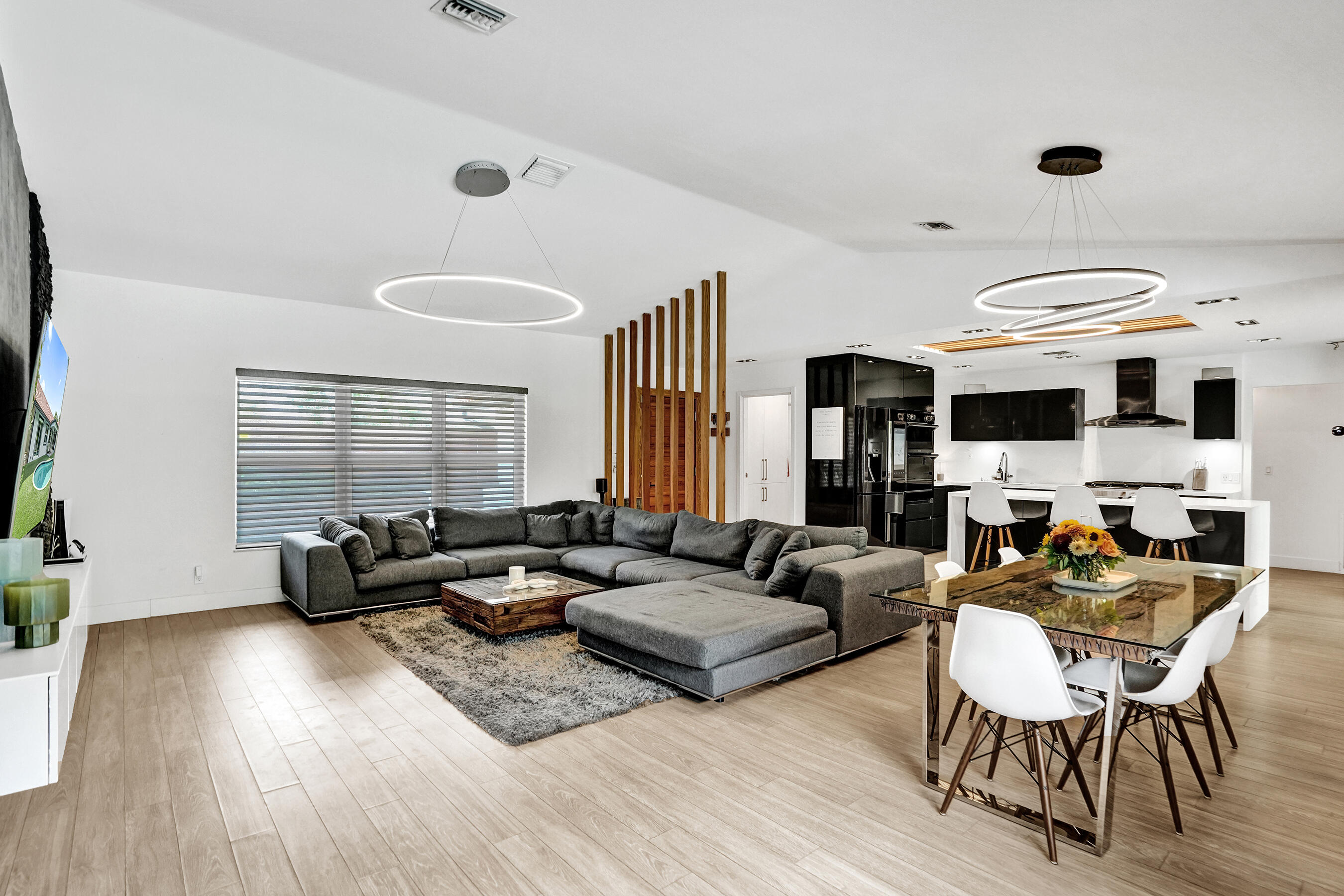 809 SE 13th Court