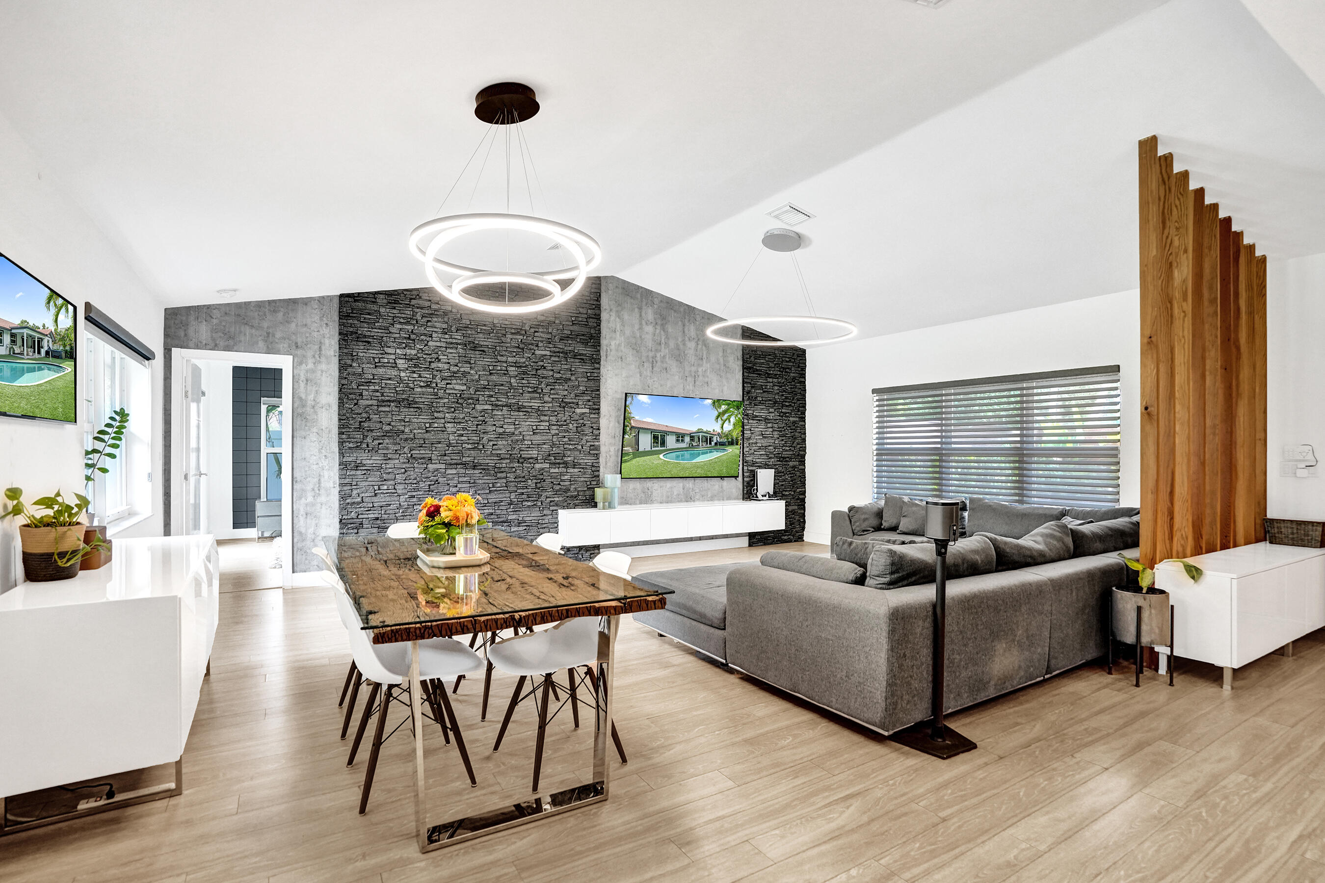 809 SE 13th Court