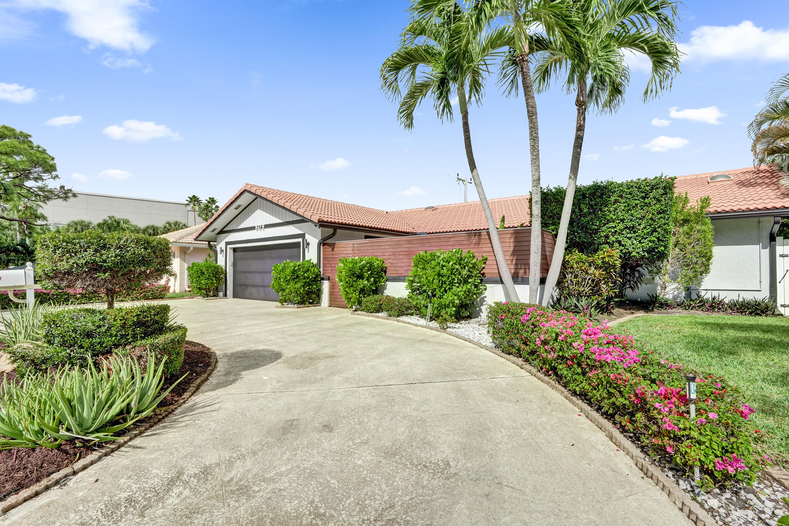 809 SE 13th Court