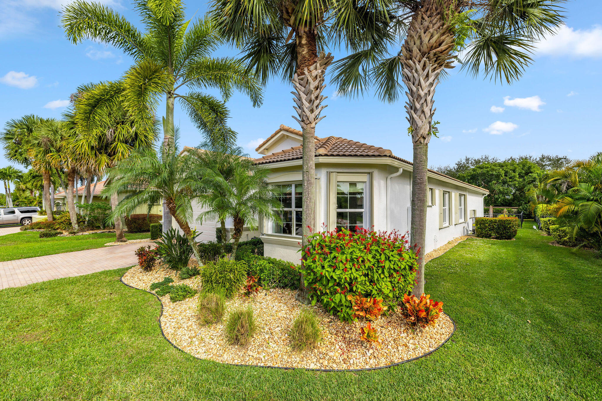 9362 Isles Cay Drive