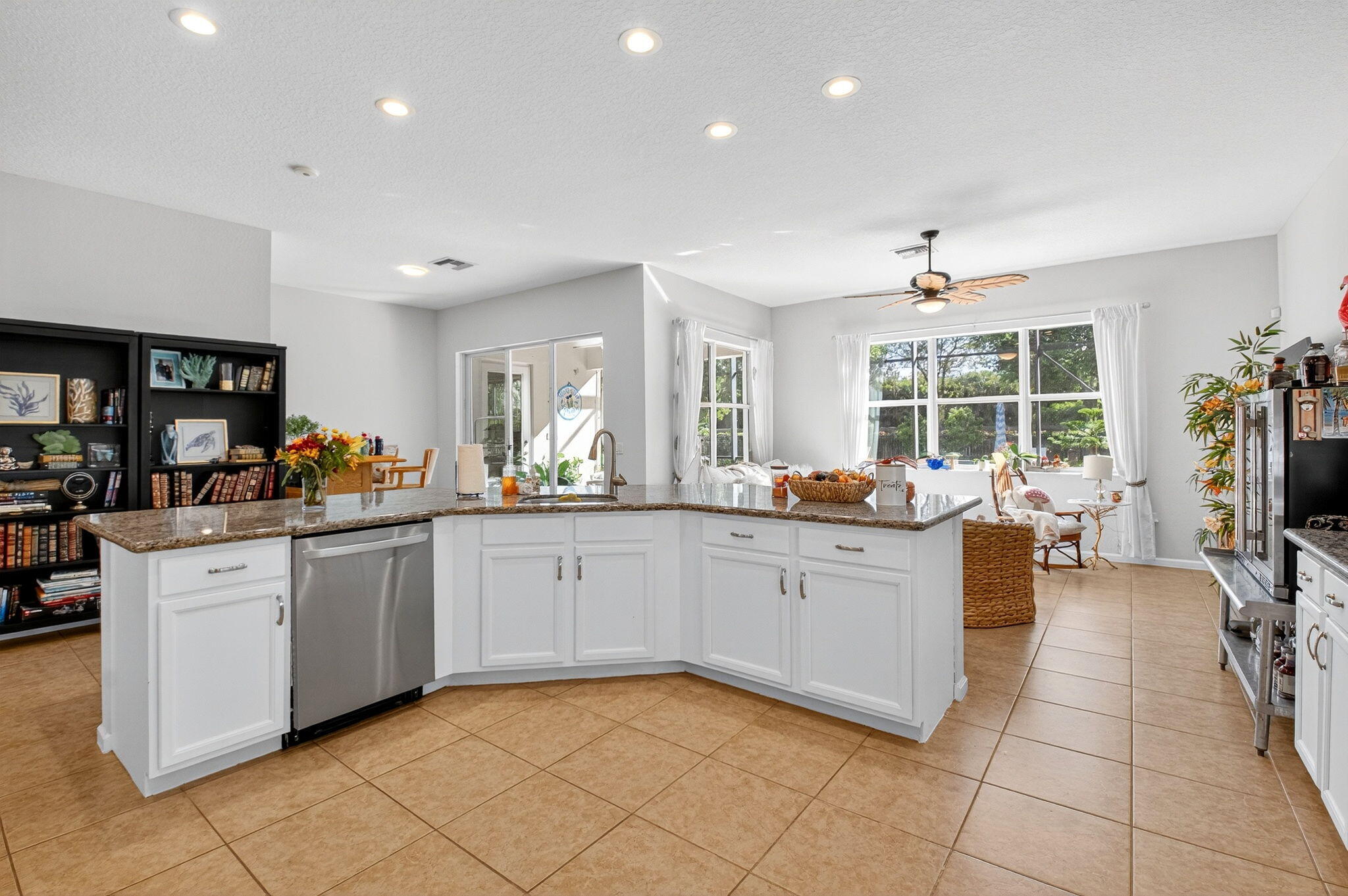 9362 Isles Cay Drive