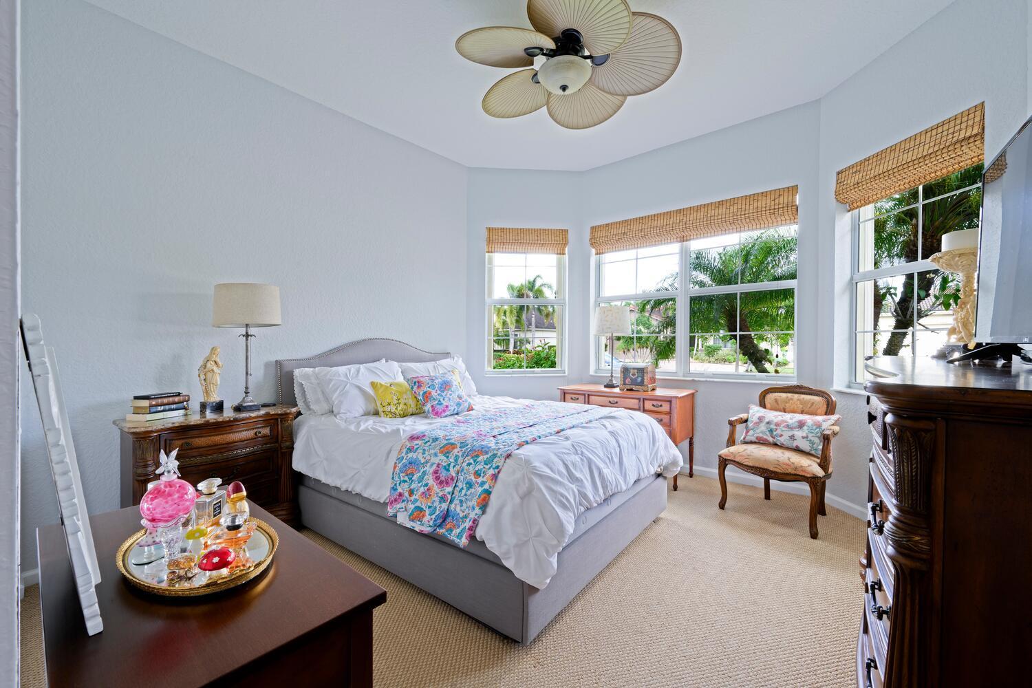 9362 Isles Cay Drive