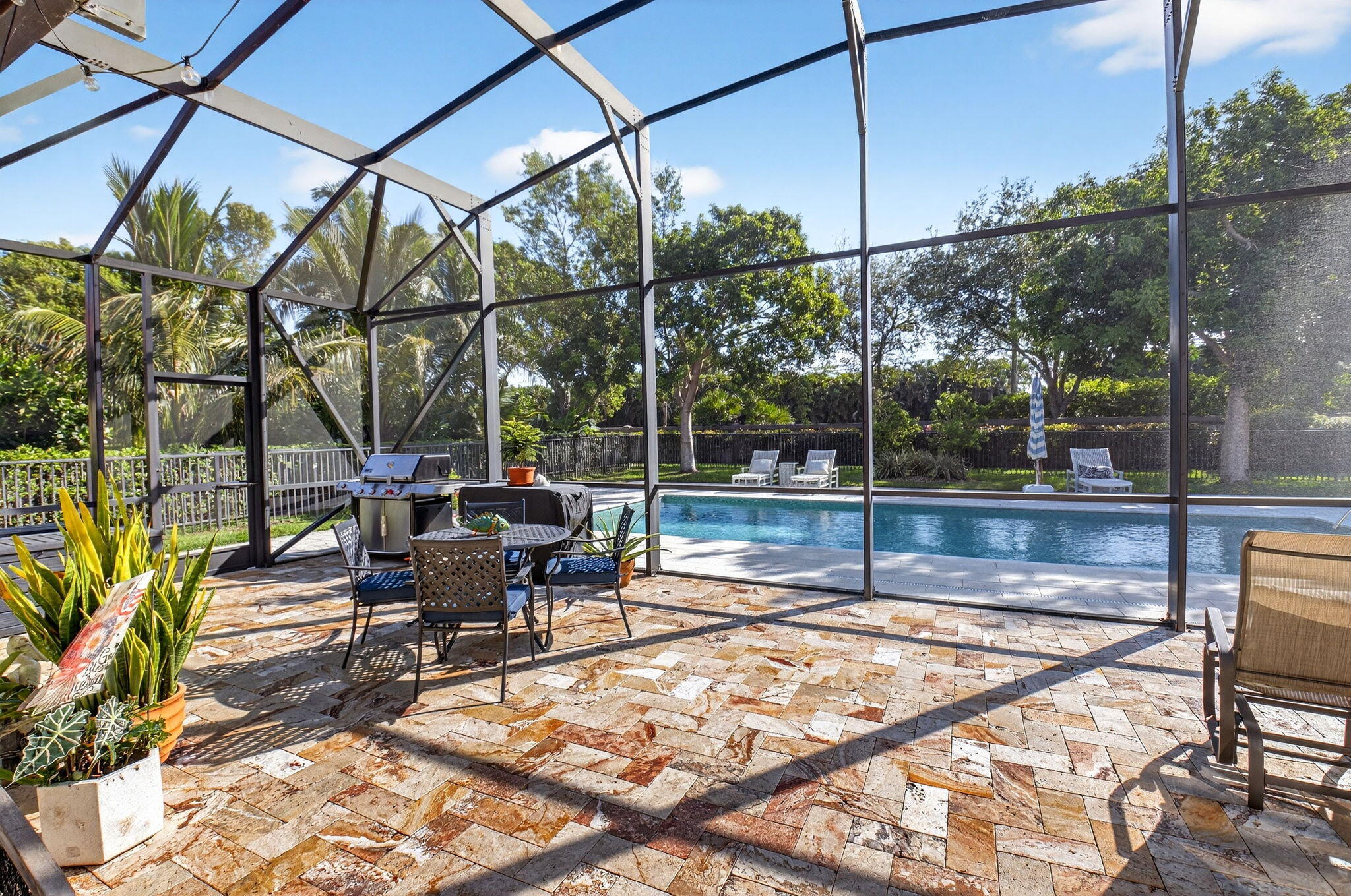 9362 Isles Cay Drive