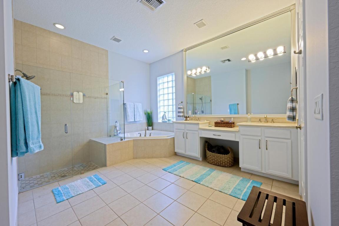 9362 Isles Cay Drive