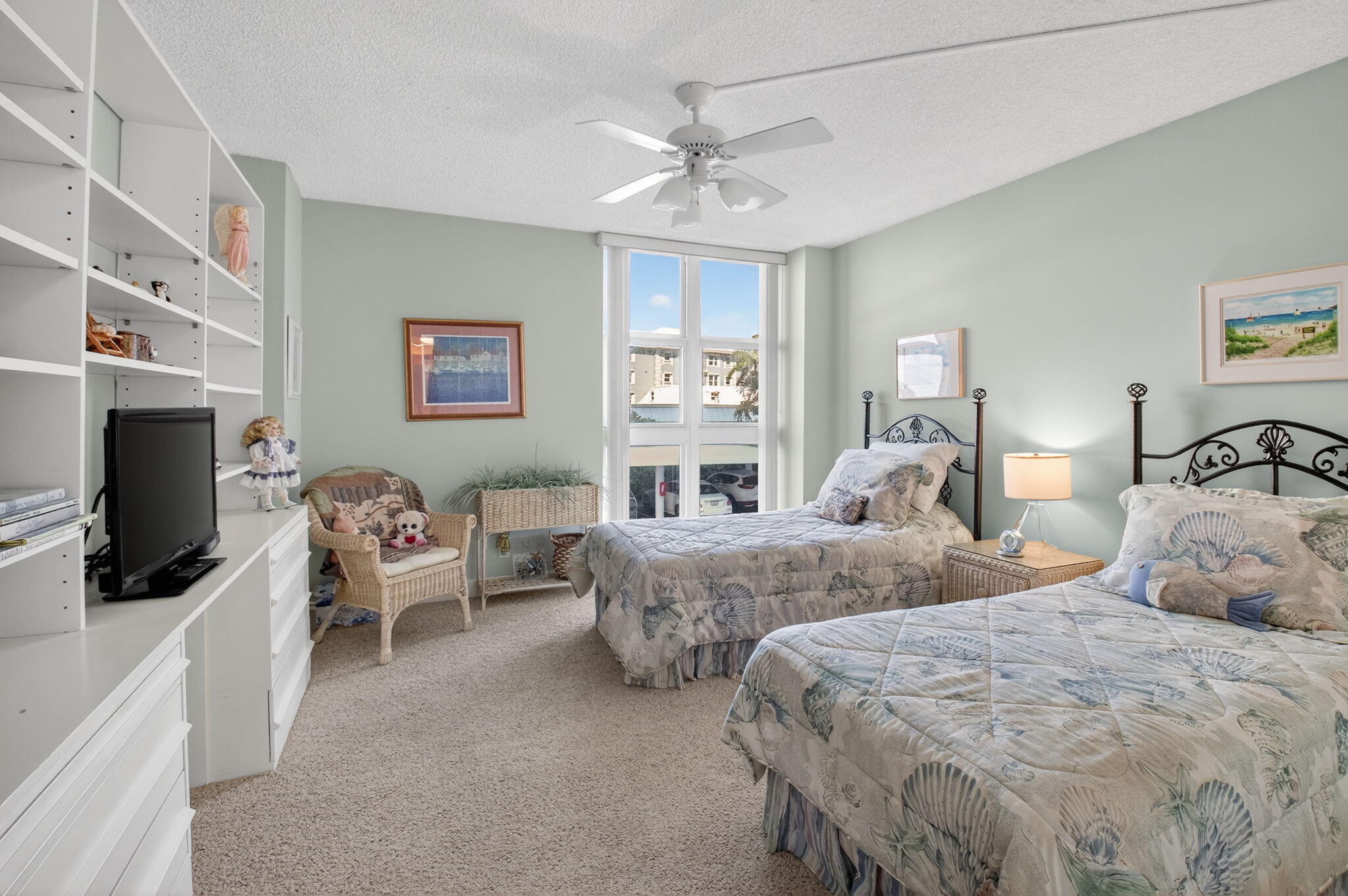 2200 S Ocean Boulevard 202