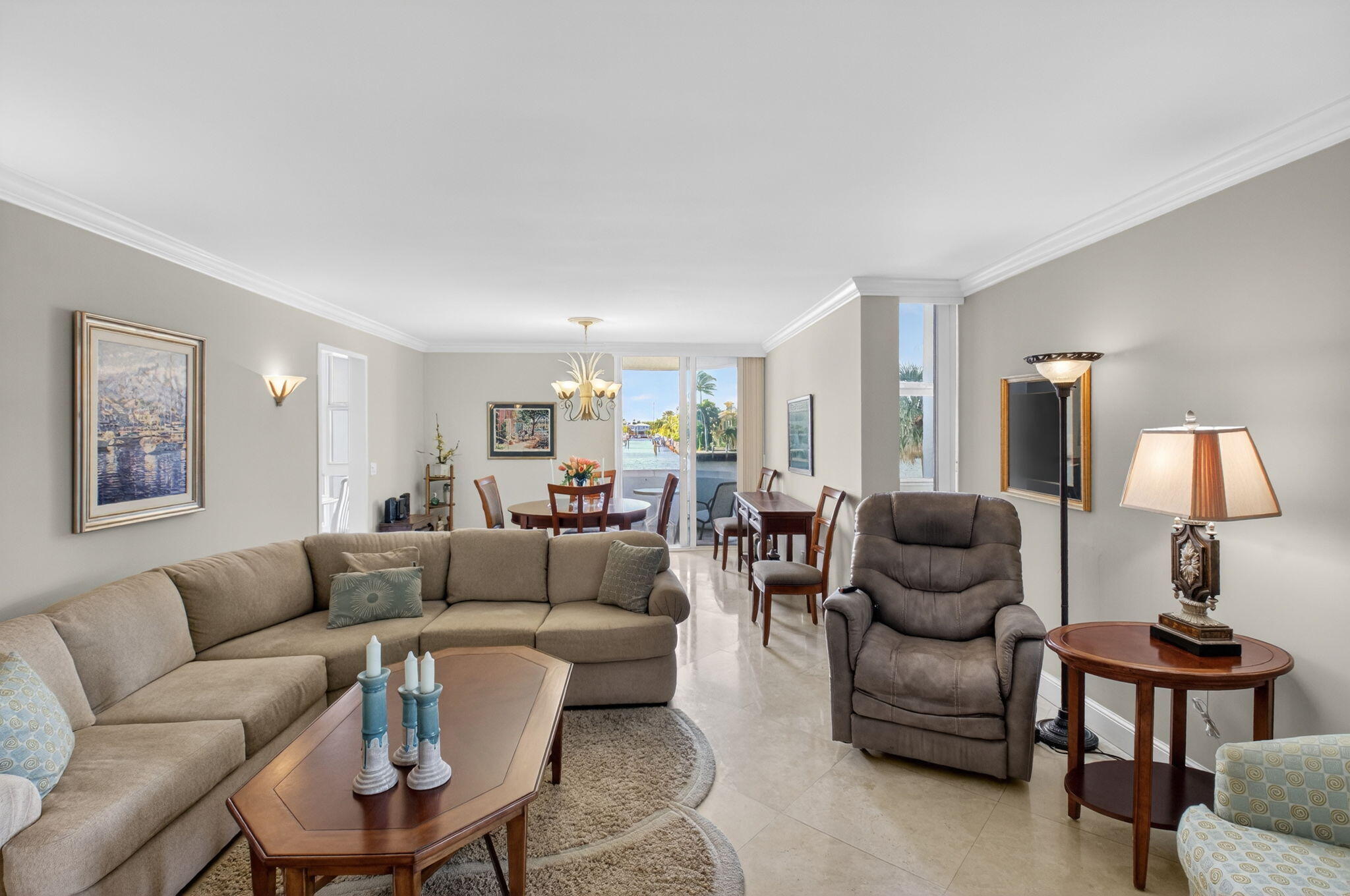 2200 S Ocean Boulevard 202