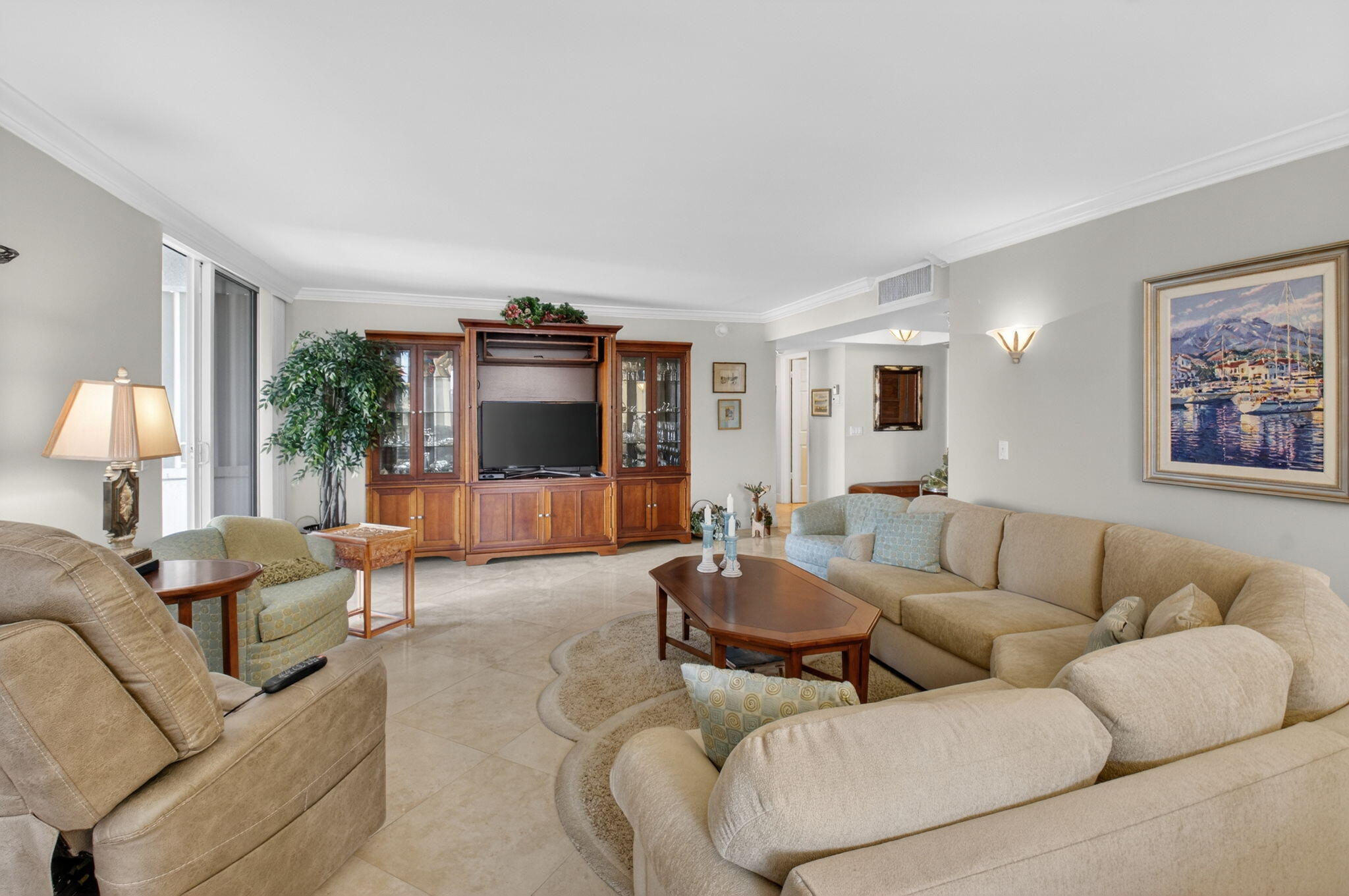 2200 S Ocean Boulevard 202