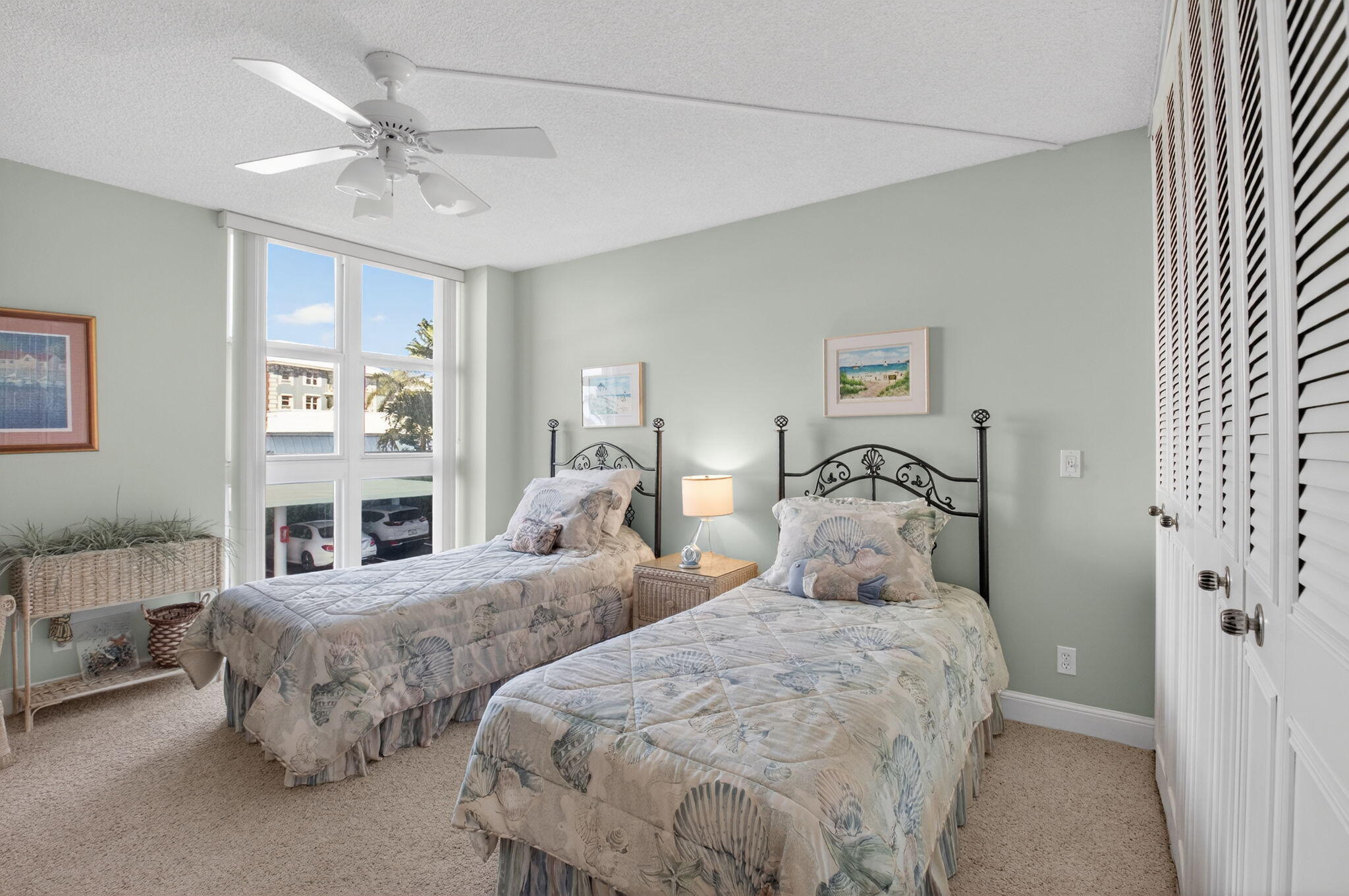 2200 S Ocean Boulevard 202