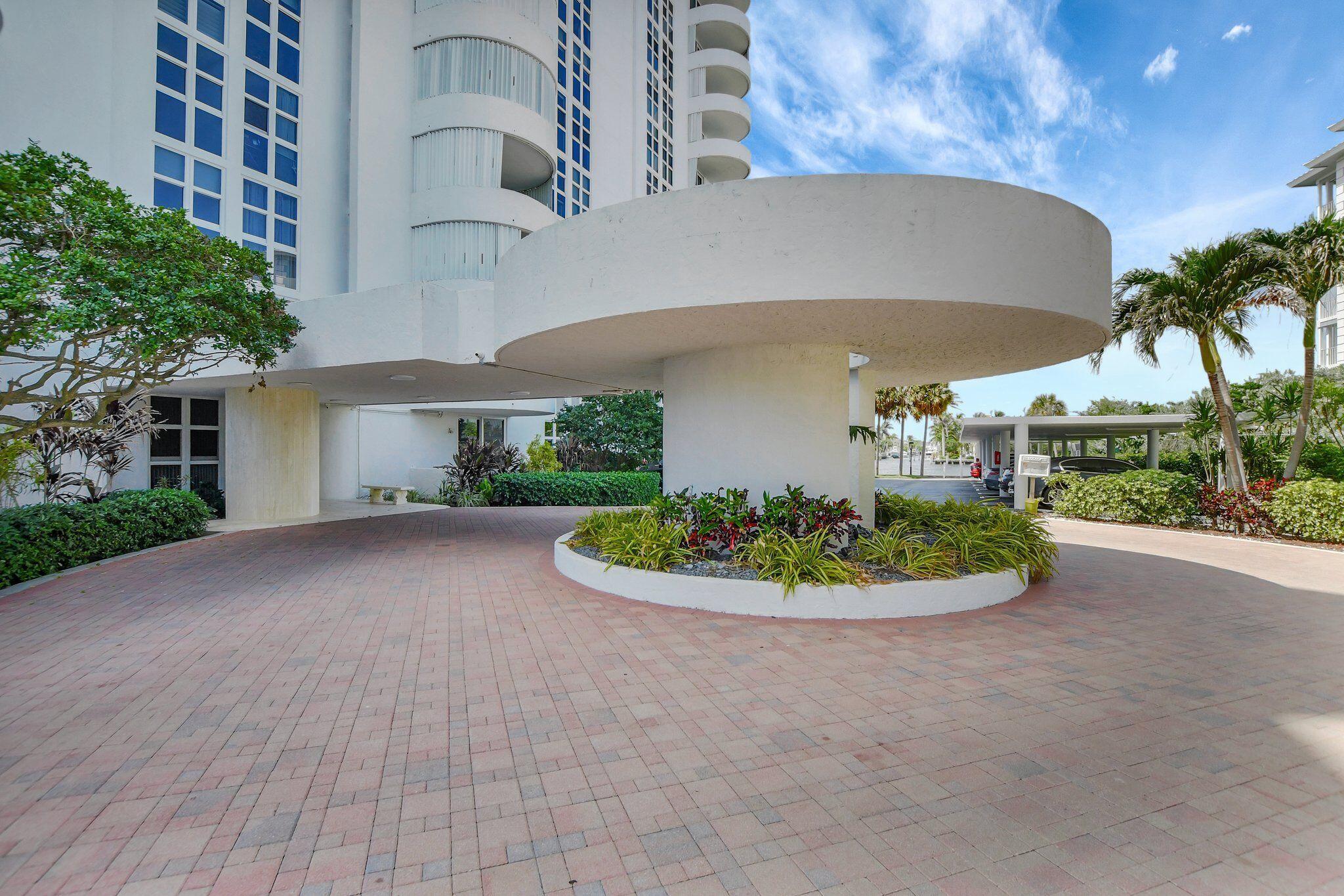 2200 S Ocean Boulevard 202