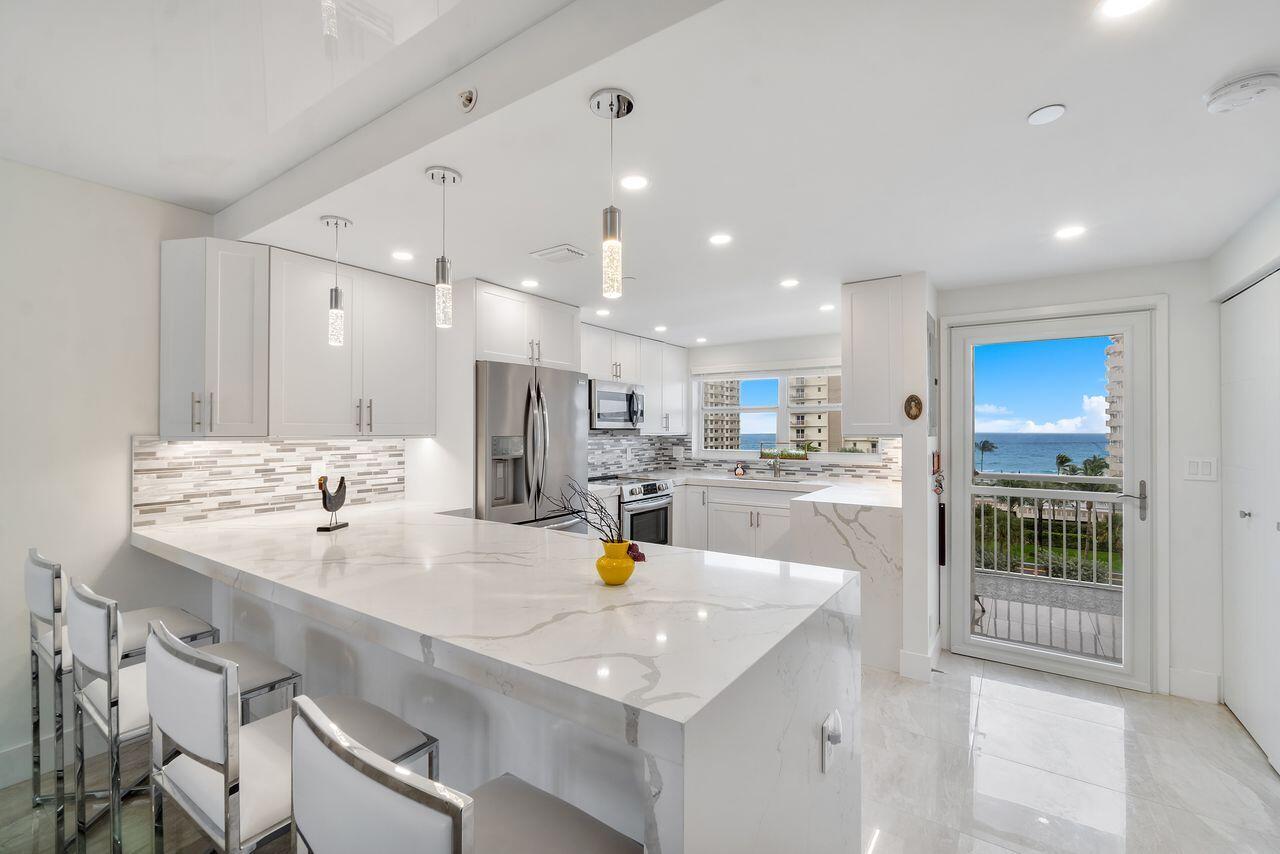 3224 S Ocean Boulevard 615-B