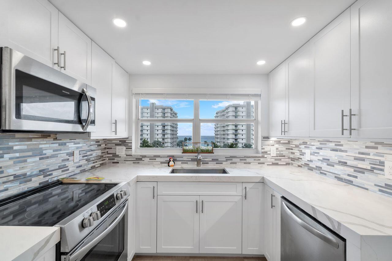 3224 S Ocean Boulevard 615-B