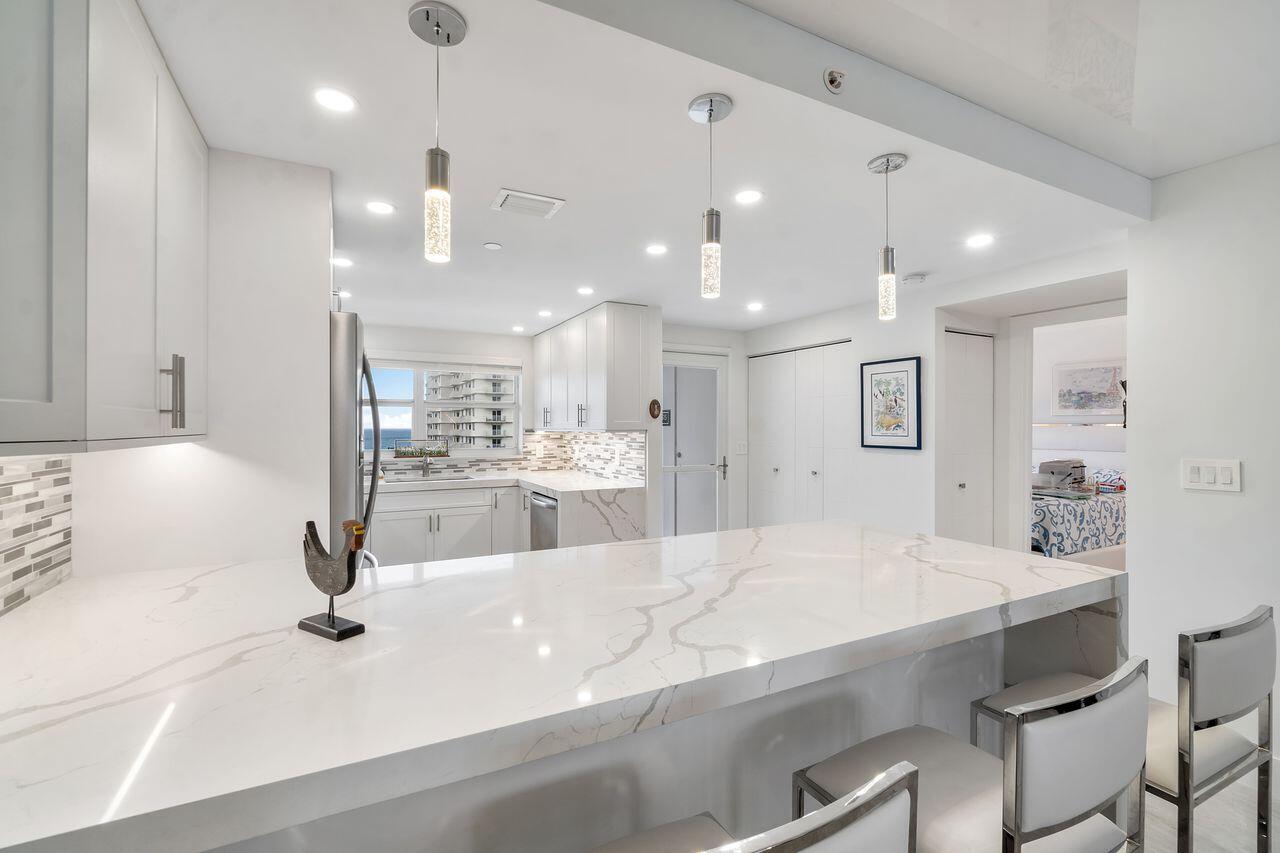 3224 S Ocean Boulevard 615-B