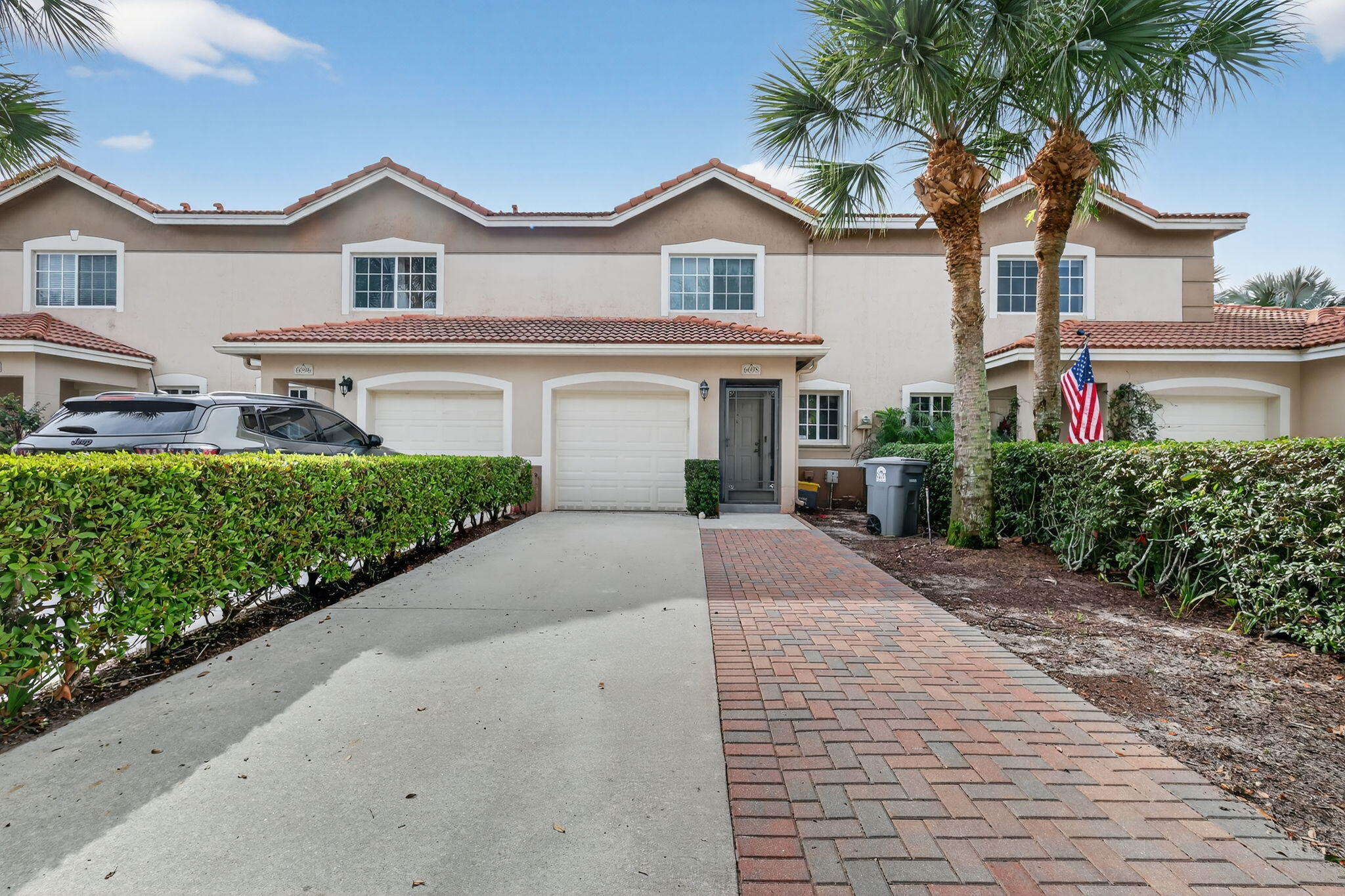 6698 Old Farm Trail