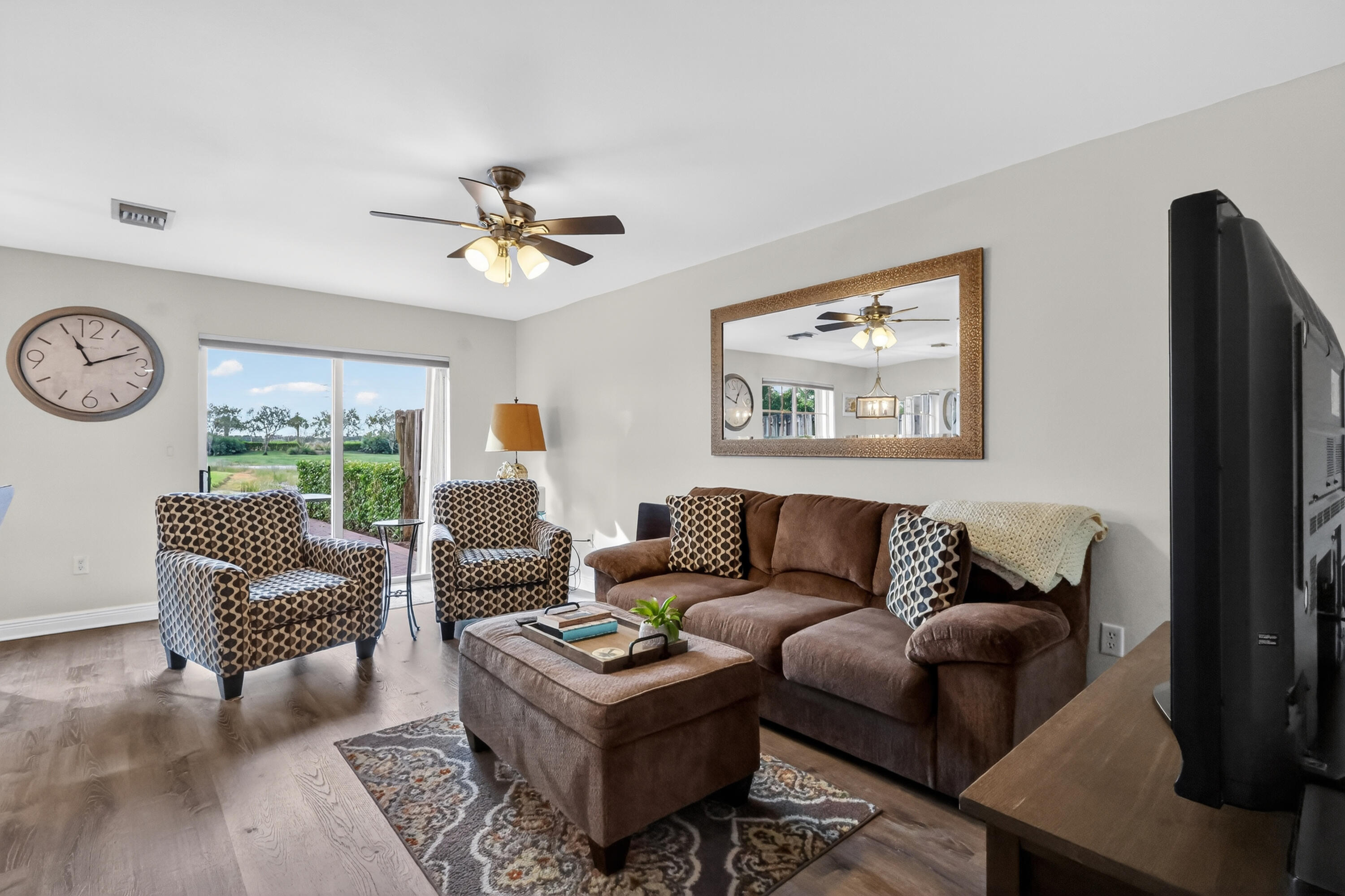 6698 Old Farm Trail