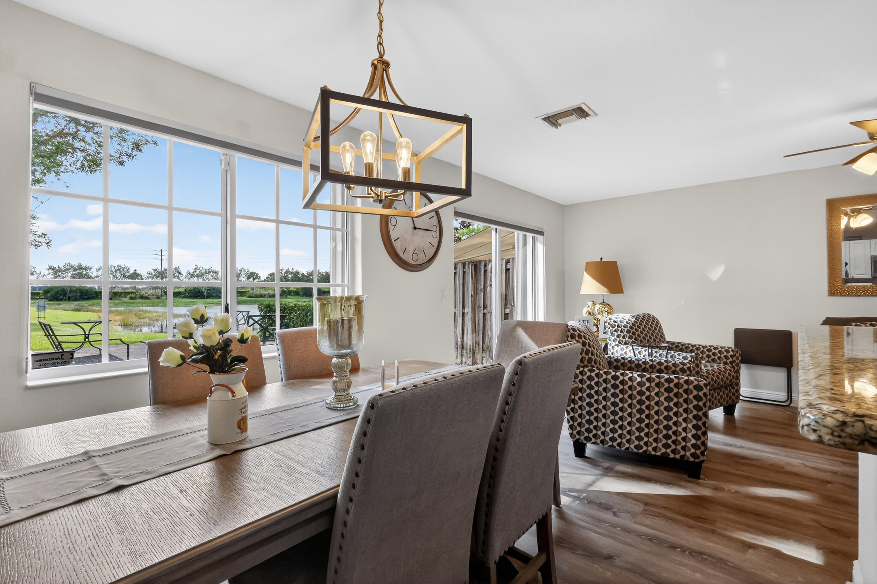 6698 Old Farm Trail