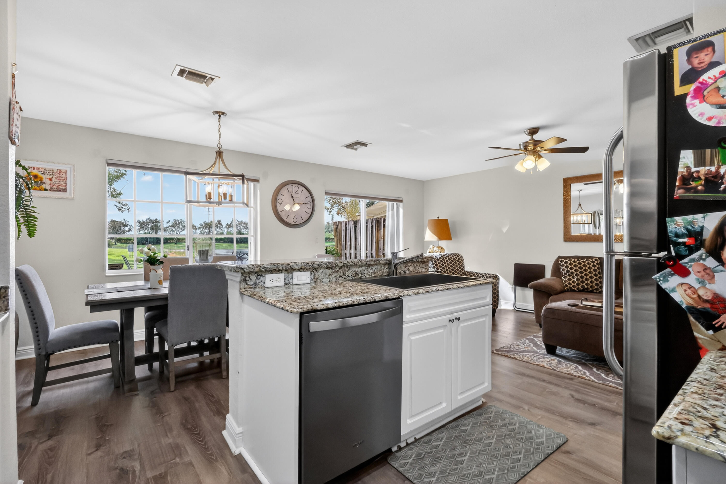 6698 Old Farm Trail
