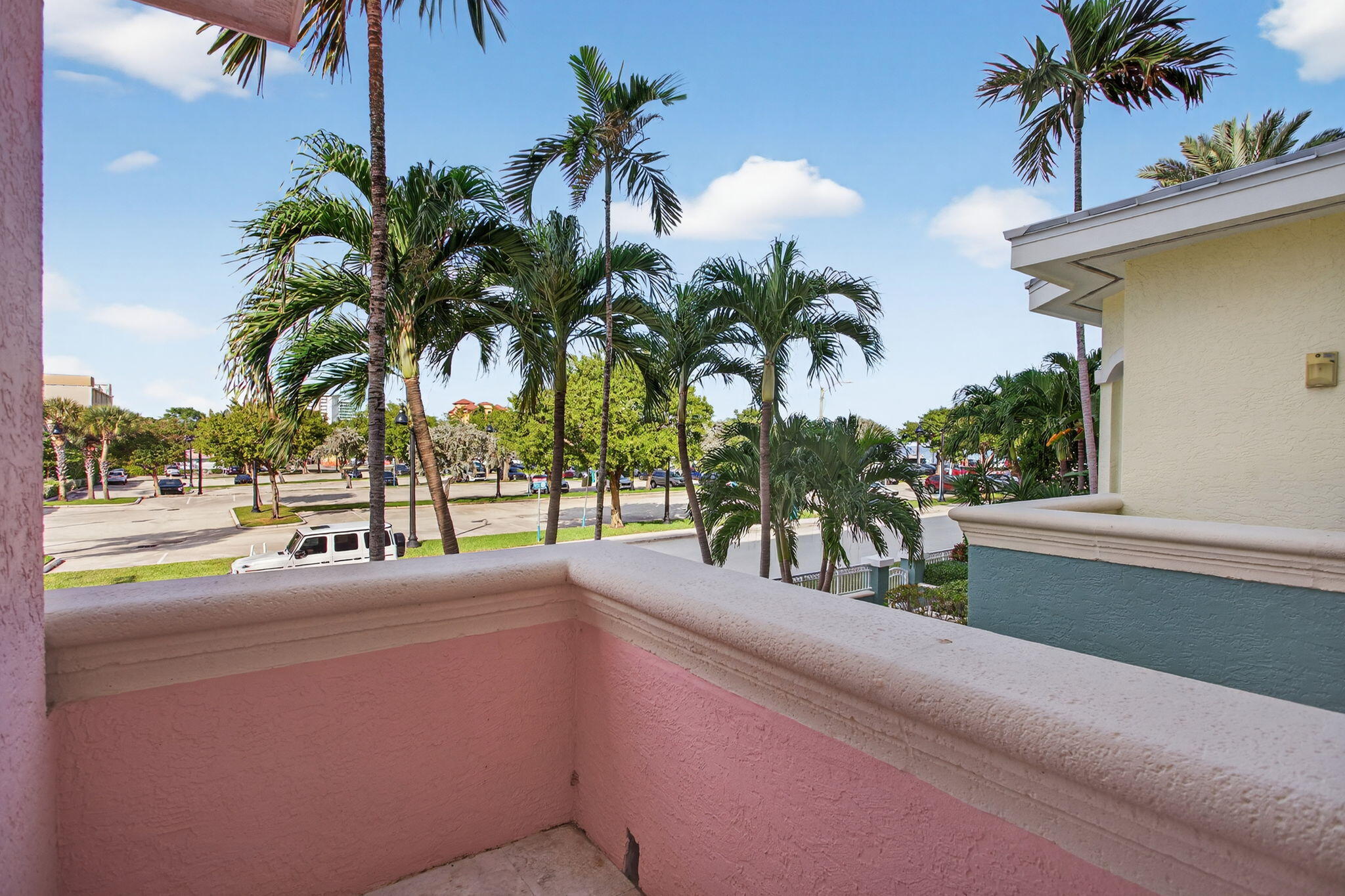 2051 SE 3rd Street Th8