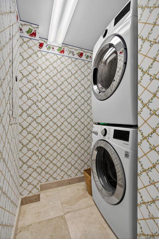 2051 SE 3rd Street Th8