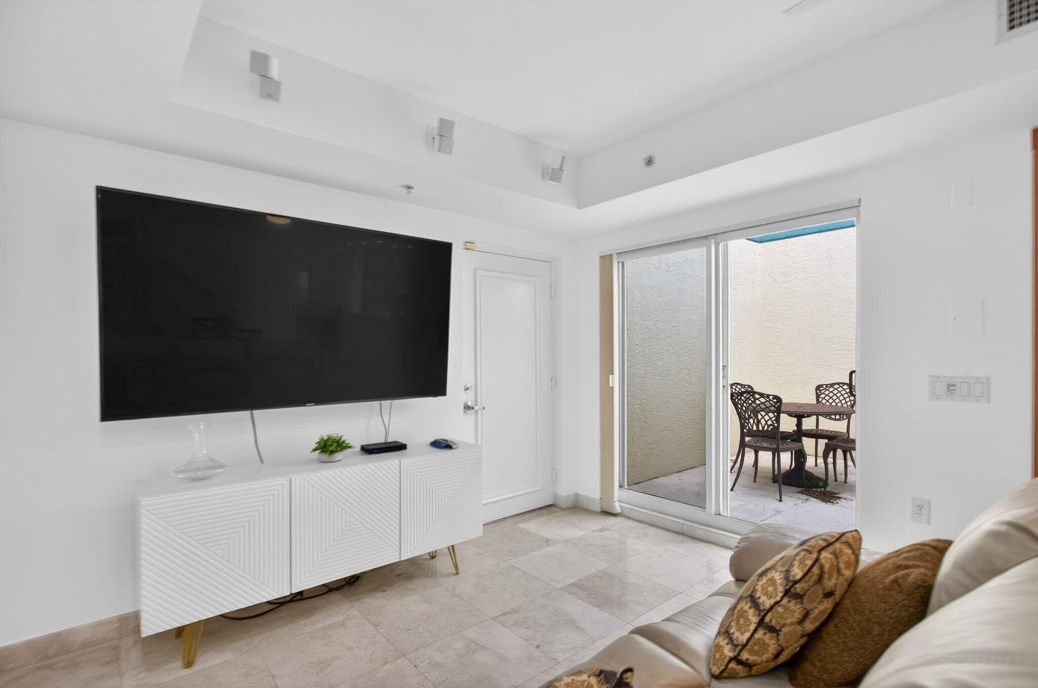 2051 SE 3rd Street Th8